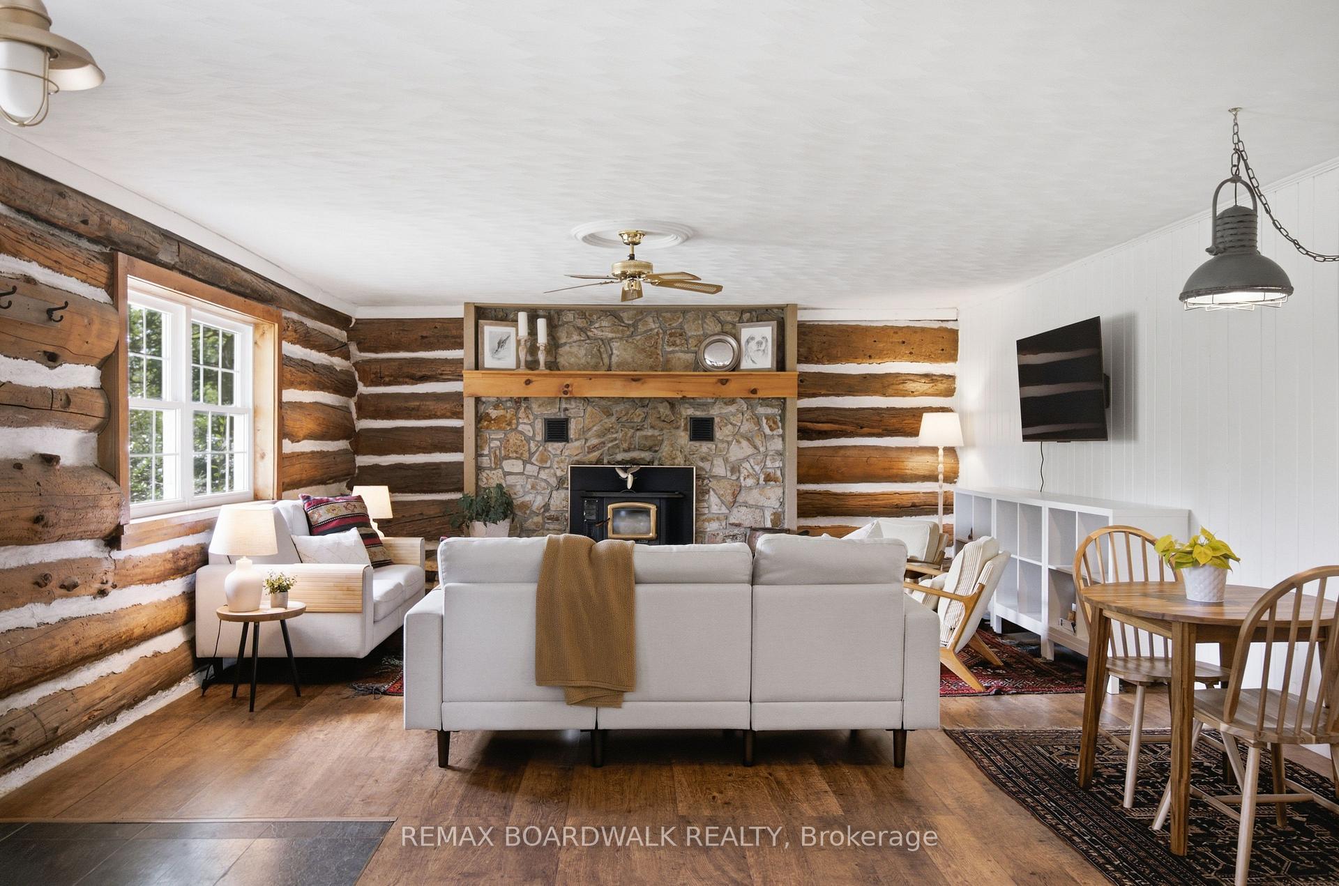 Photo 10 of 394 Kenyon Road, Tay Valley, Bathurst/Burgess & Sherbrooke (North Burgess) Twp — HOMEH