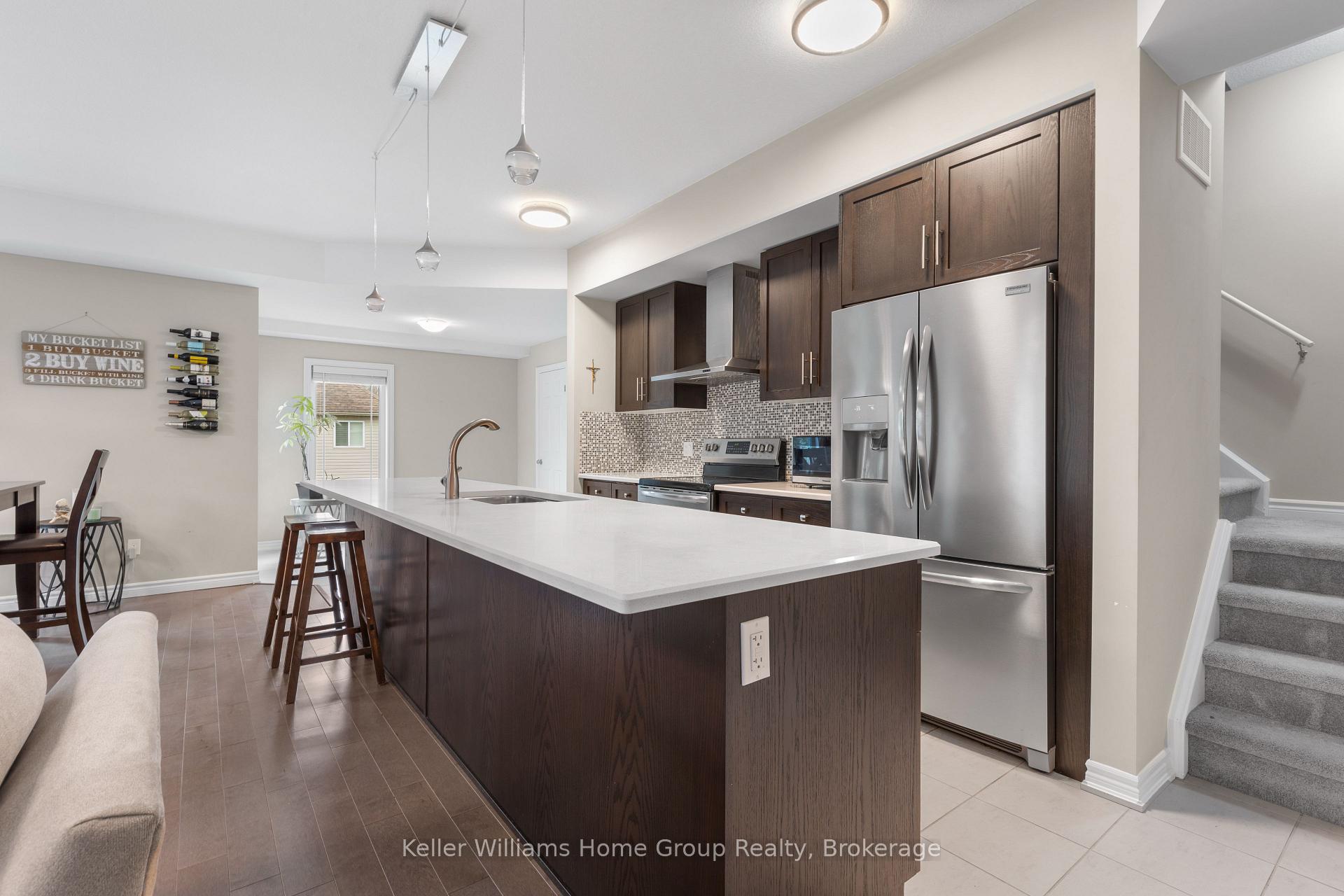 Photo 1 of Unit 35, 107 Westra Drive, Guelph, Willow West/Sugarbush/West Acres — HOMEH
