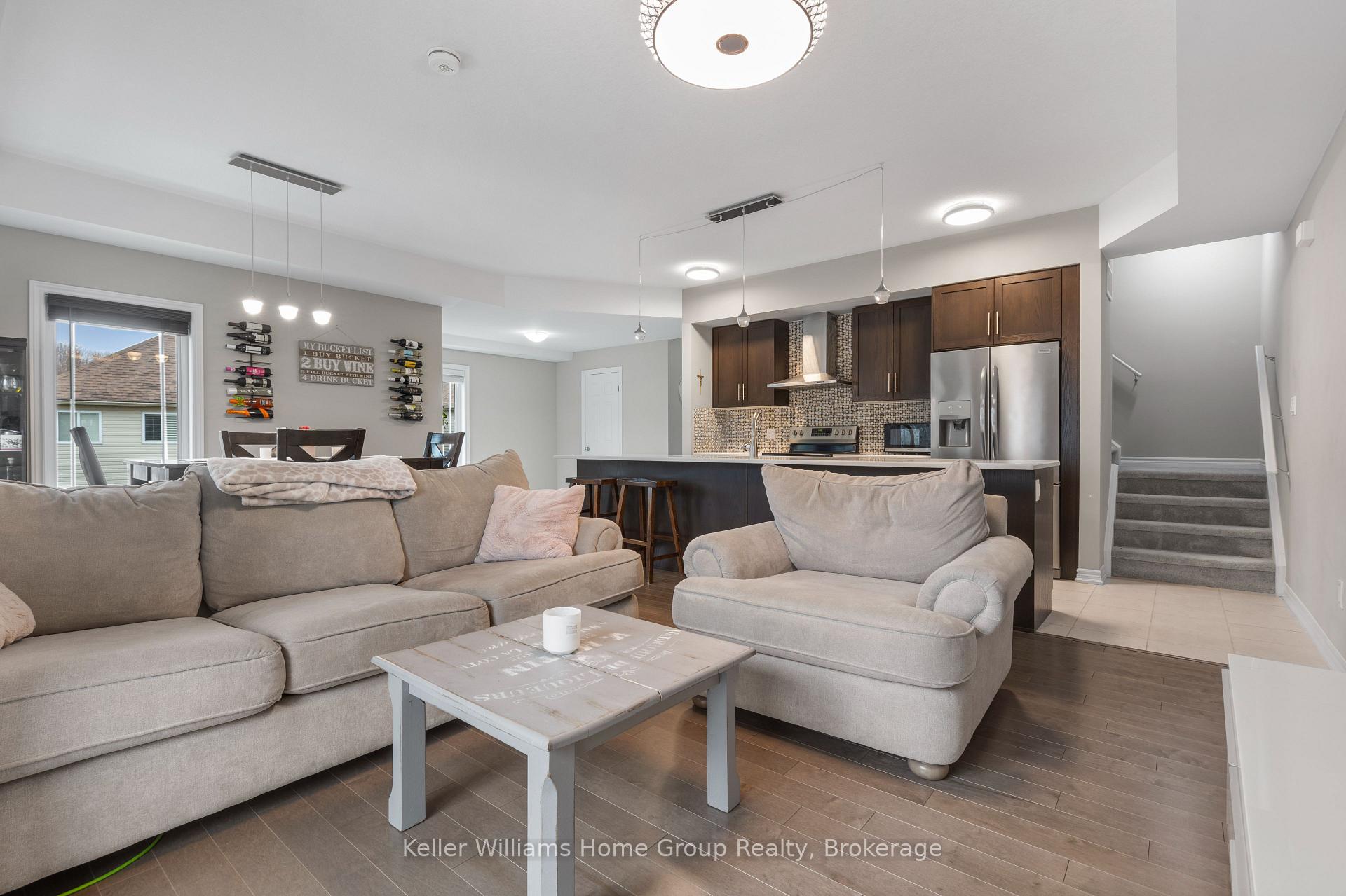 Photo 9 of Unit 35, 107 Westra Drive, Guelph, Willow West/Sugarbush/West Acres — HOMEH
