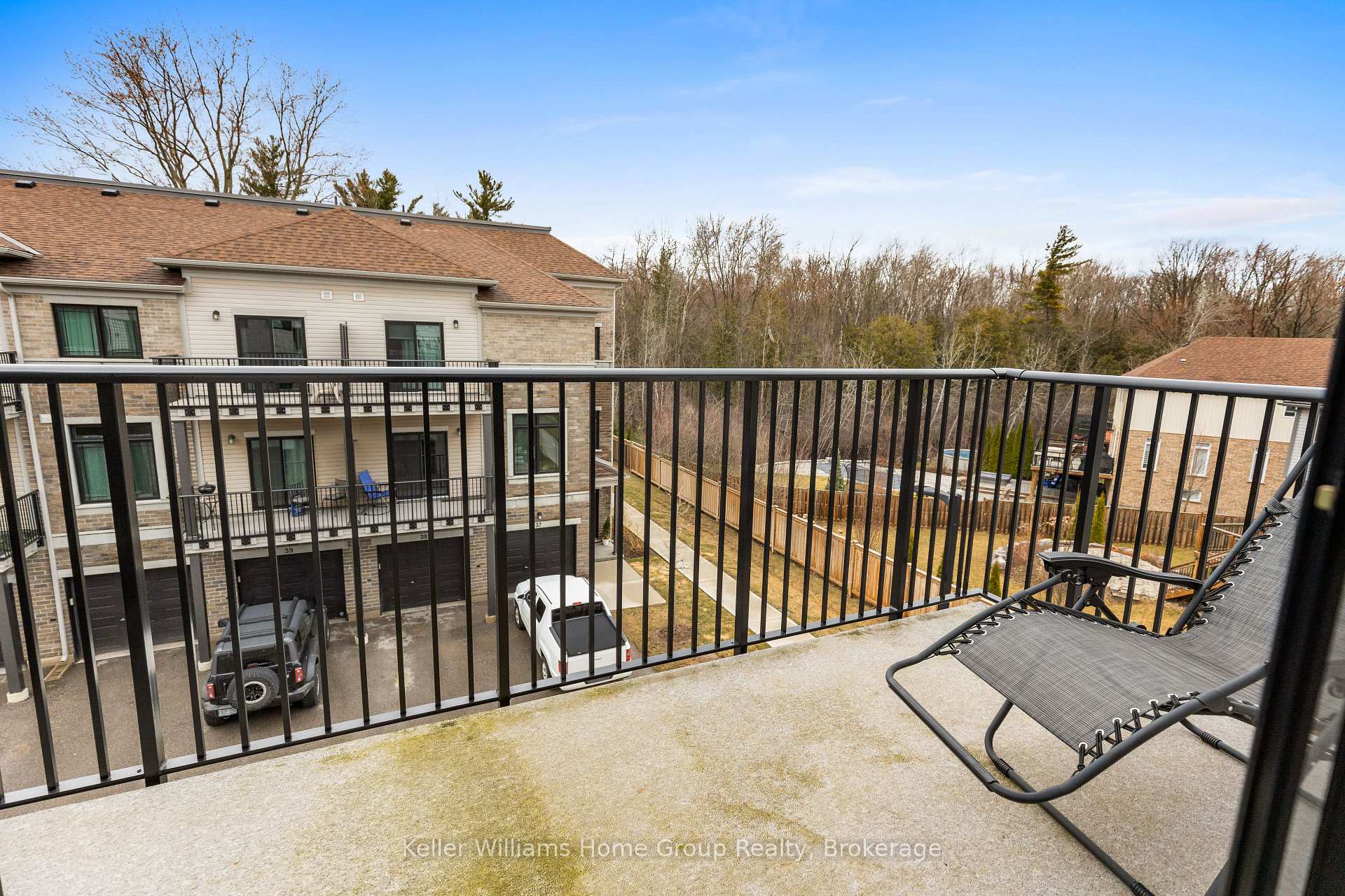 Photo 19 of Unit 35, 107 Westra Drive, Guelph, Willow West/Sugarbush/West Acres — HOMEH
