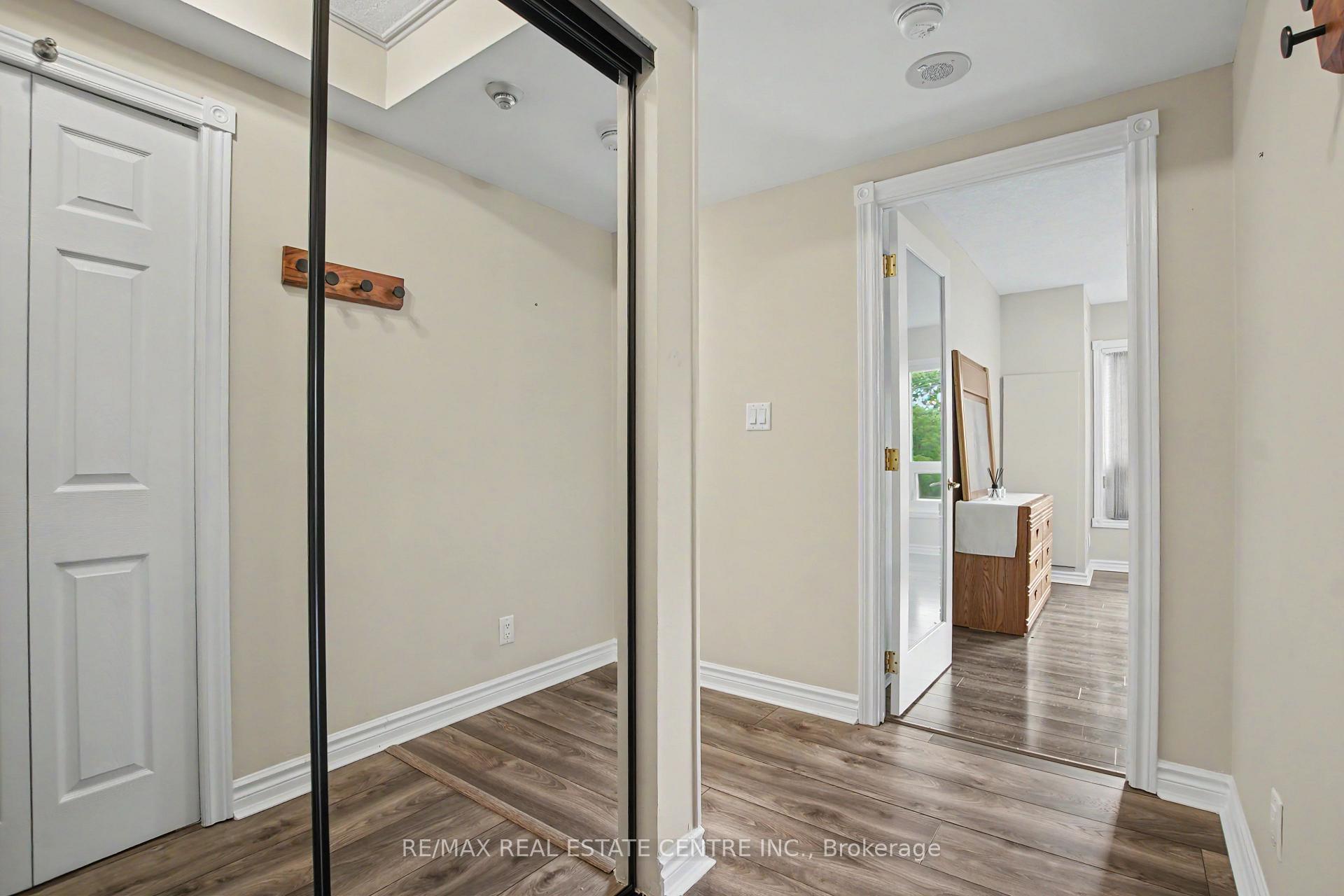 Photo 10 of Unit 608, 237 King Street W, Cambridge, Preston North — HOMEH