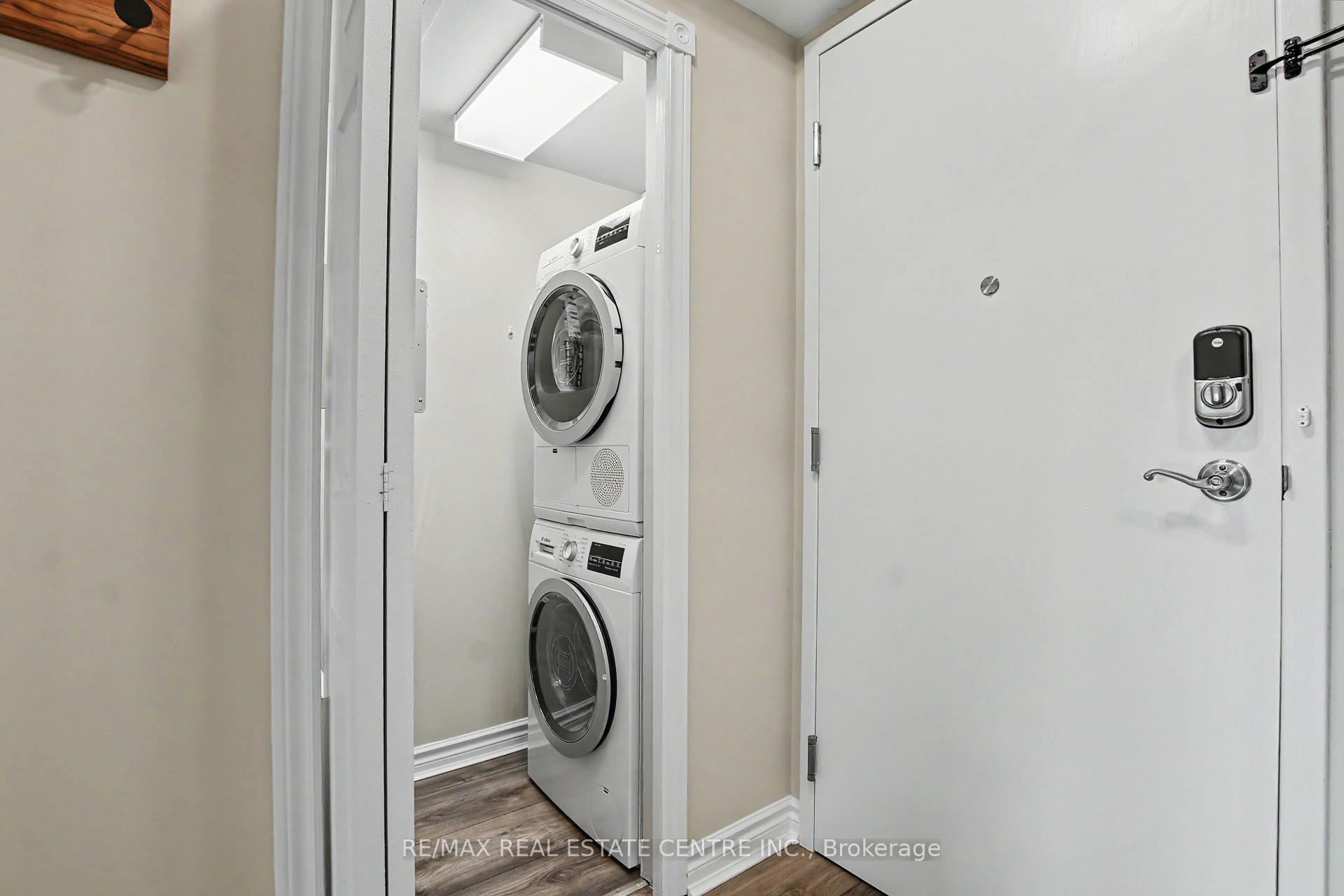 Photo 11 of Unit 608, 237 King Street W, Cambridge, Preston North — HOMEH
