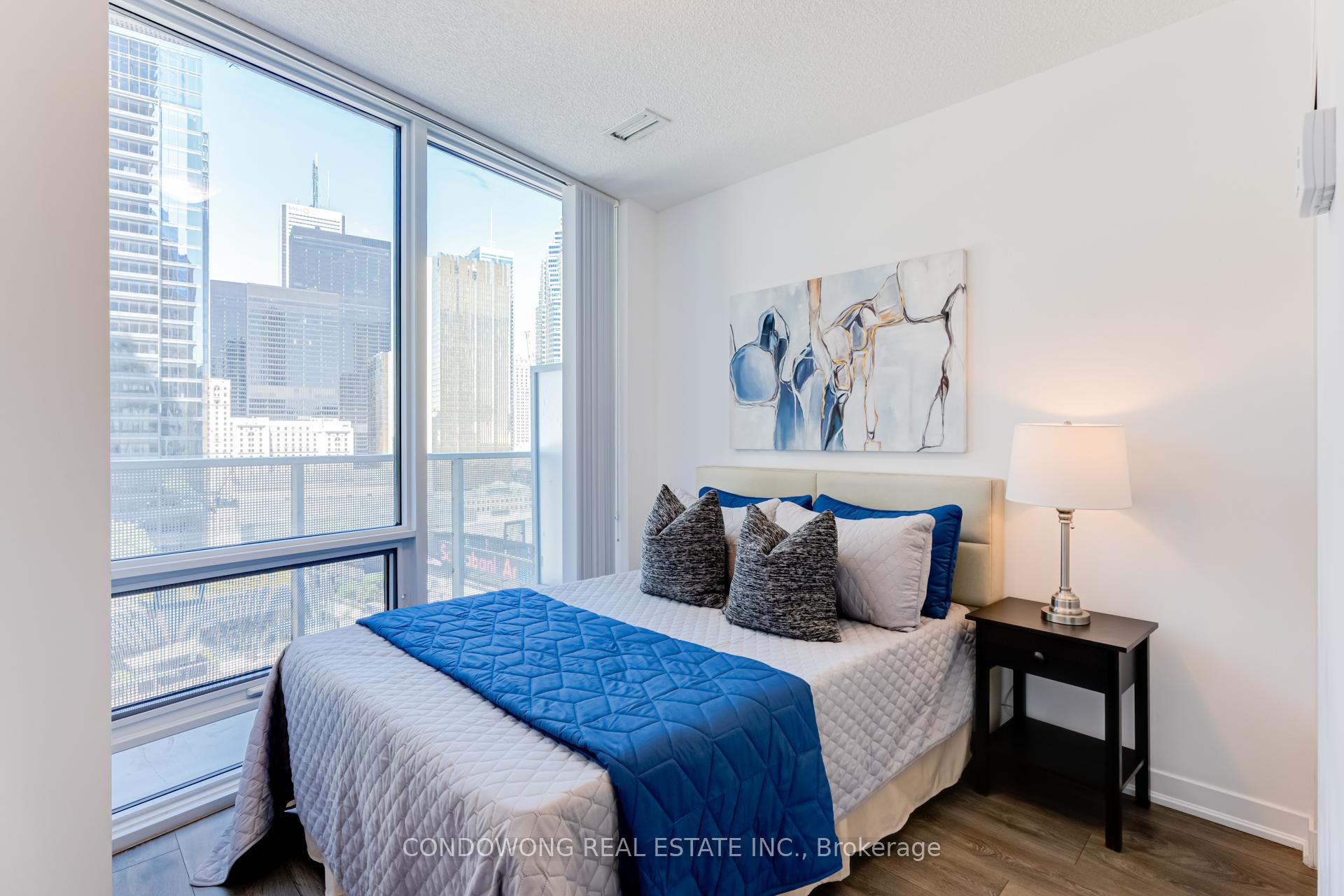 Photo 12 of Unit 1702, 100 Harbour Street, Toronto, Waterfront Communities — HOMEH