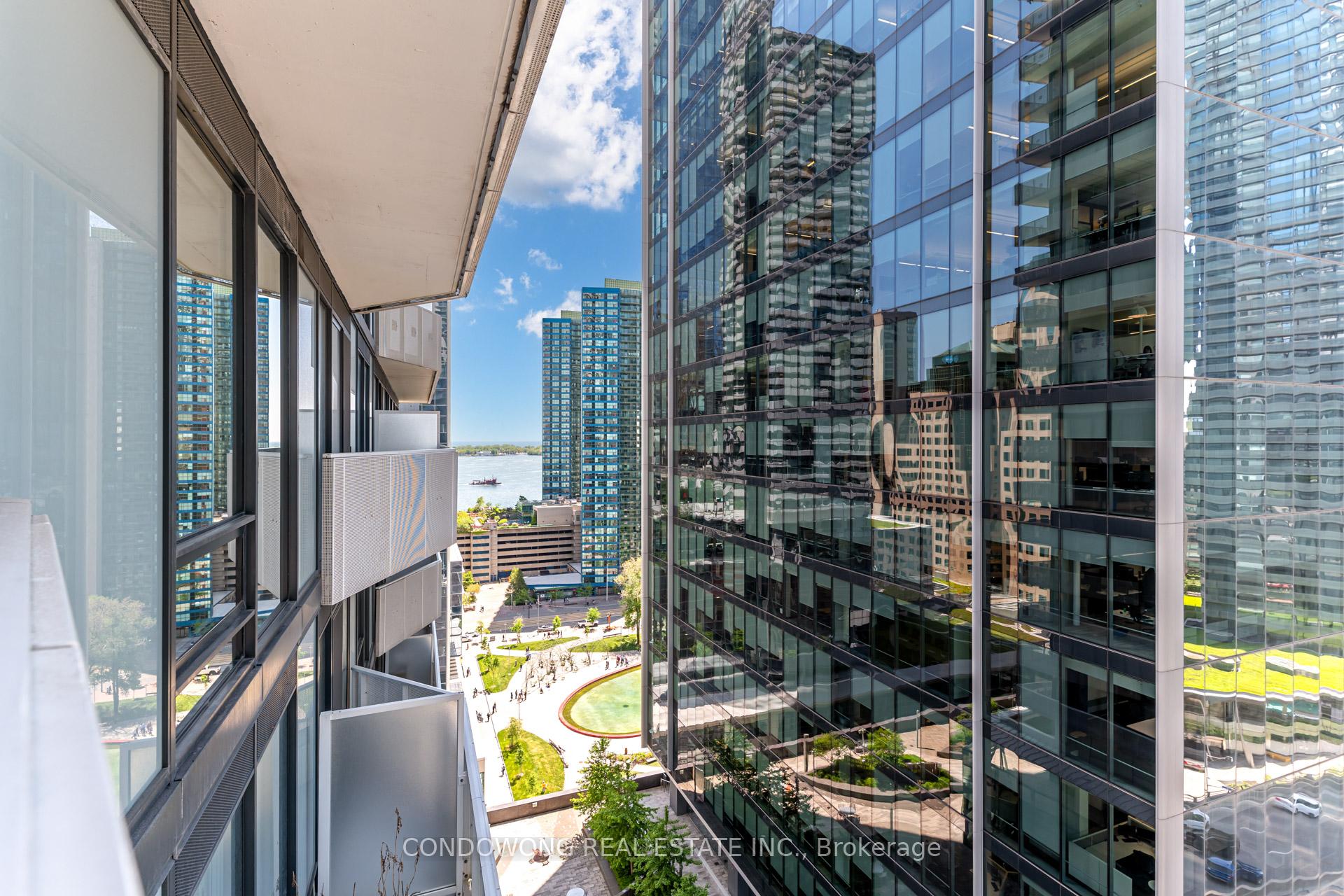 Photo 15 of Unit 1702, 100 Harbour Street, Toronto, Waterfront Communities — HOMEH
