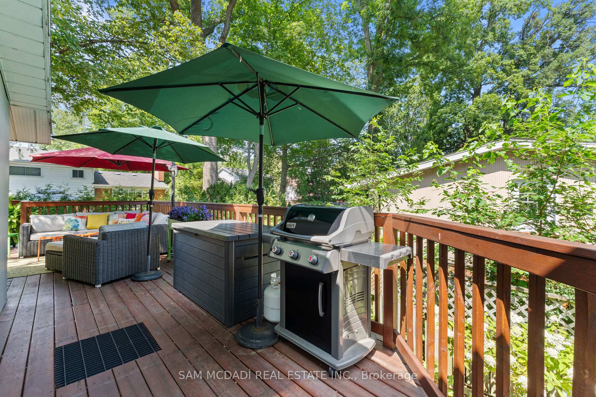 Photo 12 of 1911 Delaney Drive, Mississauga, Clarkson — HOMEH