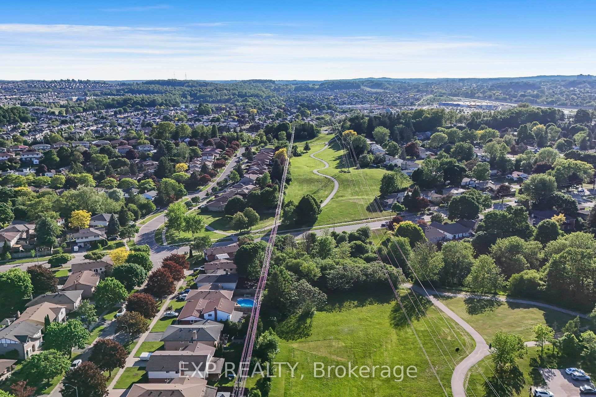 Photo 50 of 124 Dunsmere Drive, Kitchener, Laurentian Hills/Country Hills W — HOMEH