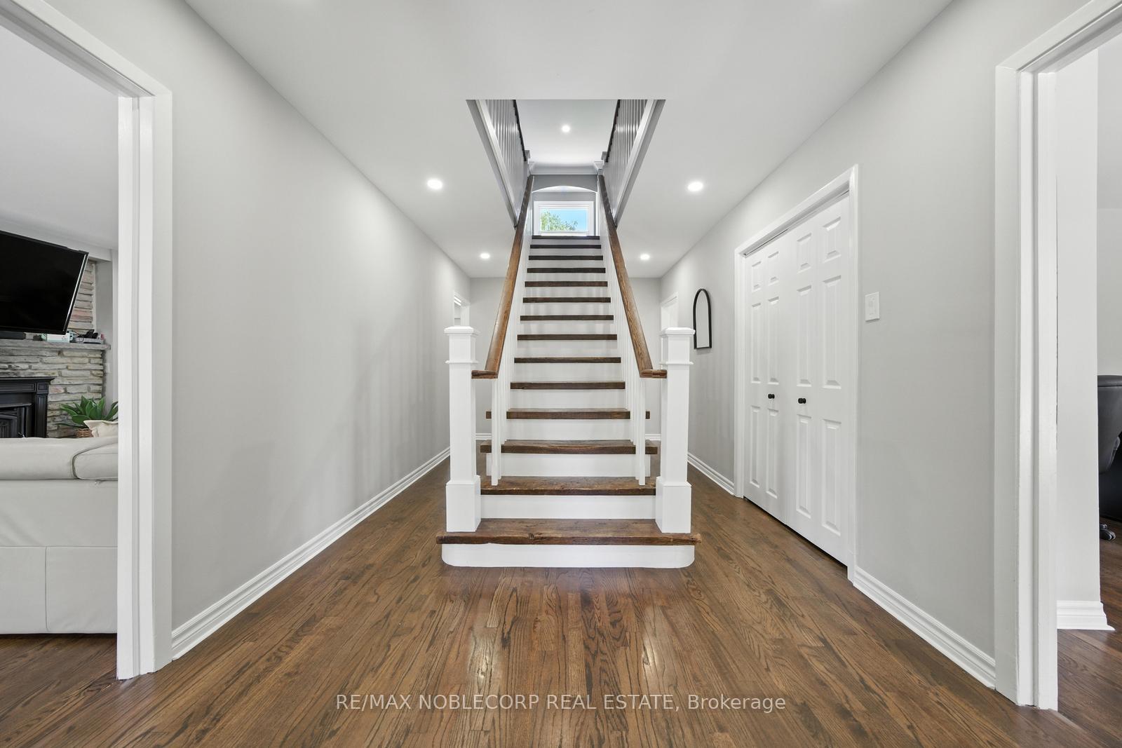Photo 11 of 2037 15th Side Road, New Tecumseth, Tottenham — HOMEH