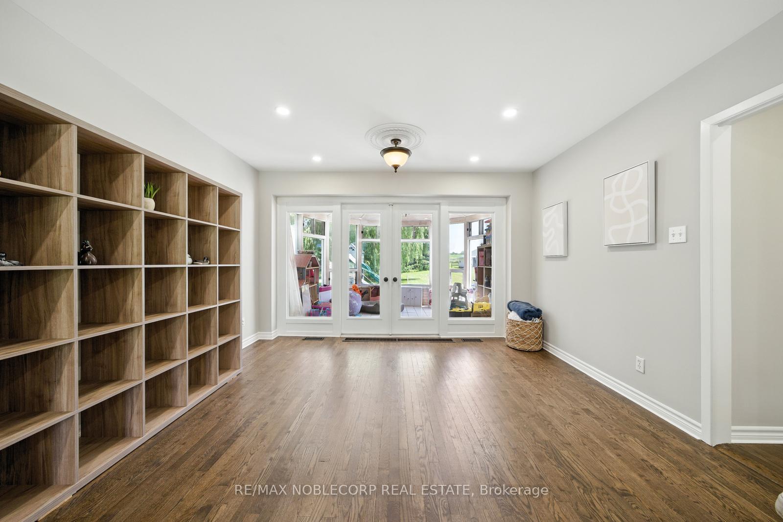 Photo 15 of 2037 15th Side Road, New Tecumseth, Tottenham — HOMEH