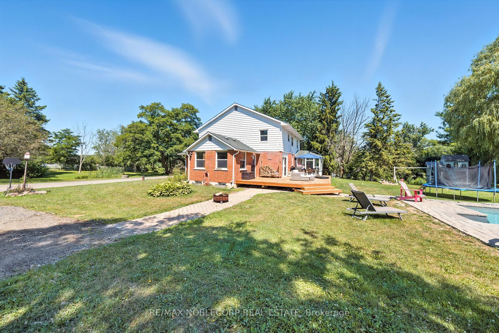 Photo 37 of 2037 15th Side Road, New Tecumseth, Tottenham — HOMEH