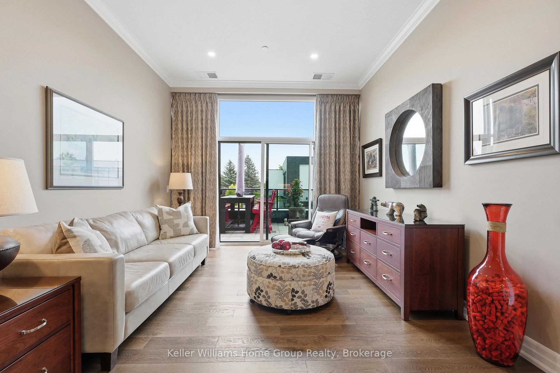 Photo 3 of Unit 201, 1878 Gordon Street, Guelph, Pineridge/Westminster Woods — HOMEH