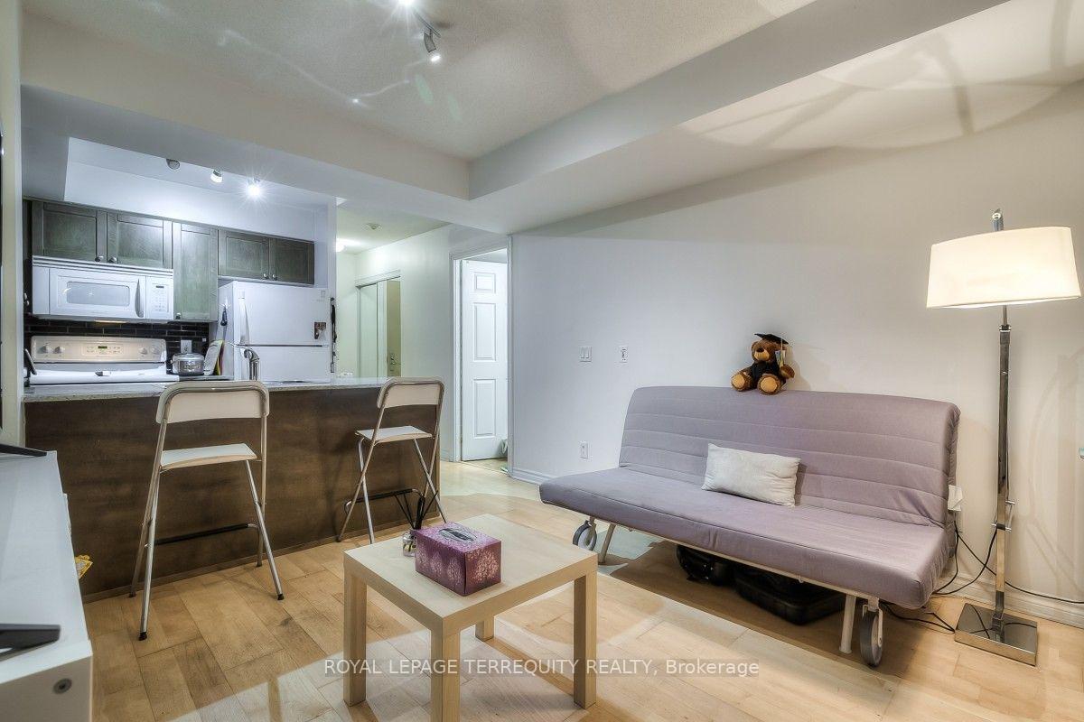 Photo 15 of Unit 708, 763 Bay Street, Toronto, Bay Street Corridor — HOMEH