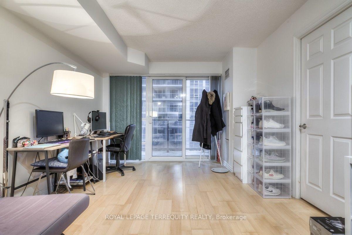 Photo 18 of Unit 708, 763 Bay Street, Toronto, Bay Street Corridor — HOMEH