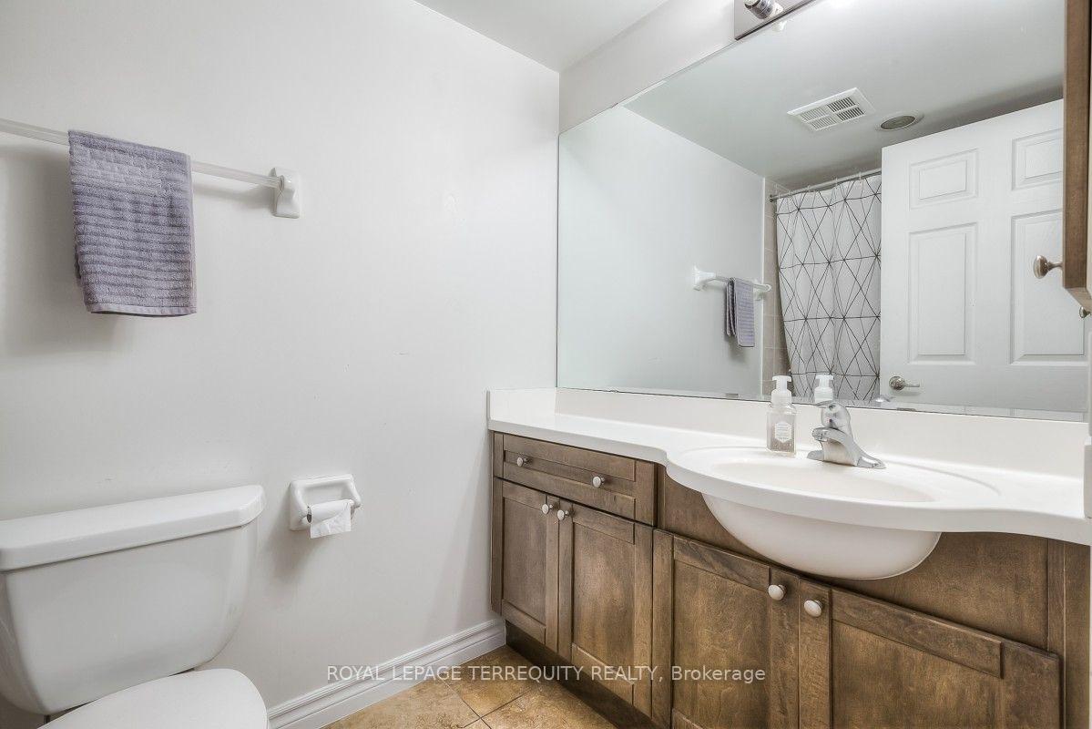 Photo 20 of Unit 708, 763 Bay Street, Toronto, Bay Street Corridor — HOMEH
