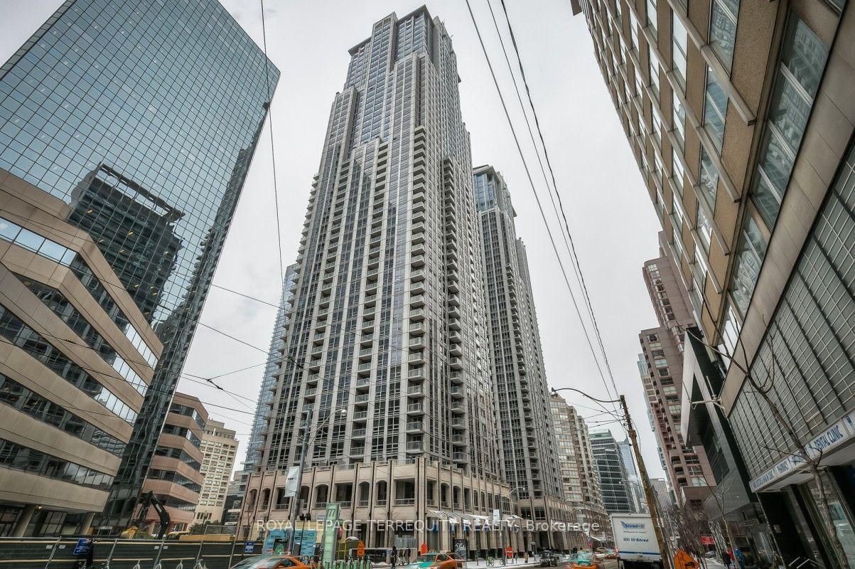Photo 21 of Unit 708, 763 Bay Street, Toronto, Bay Street Corridor — HOMEH