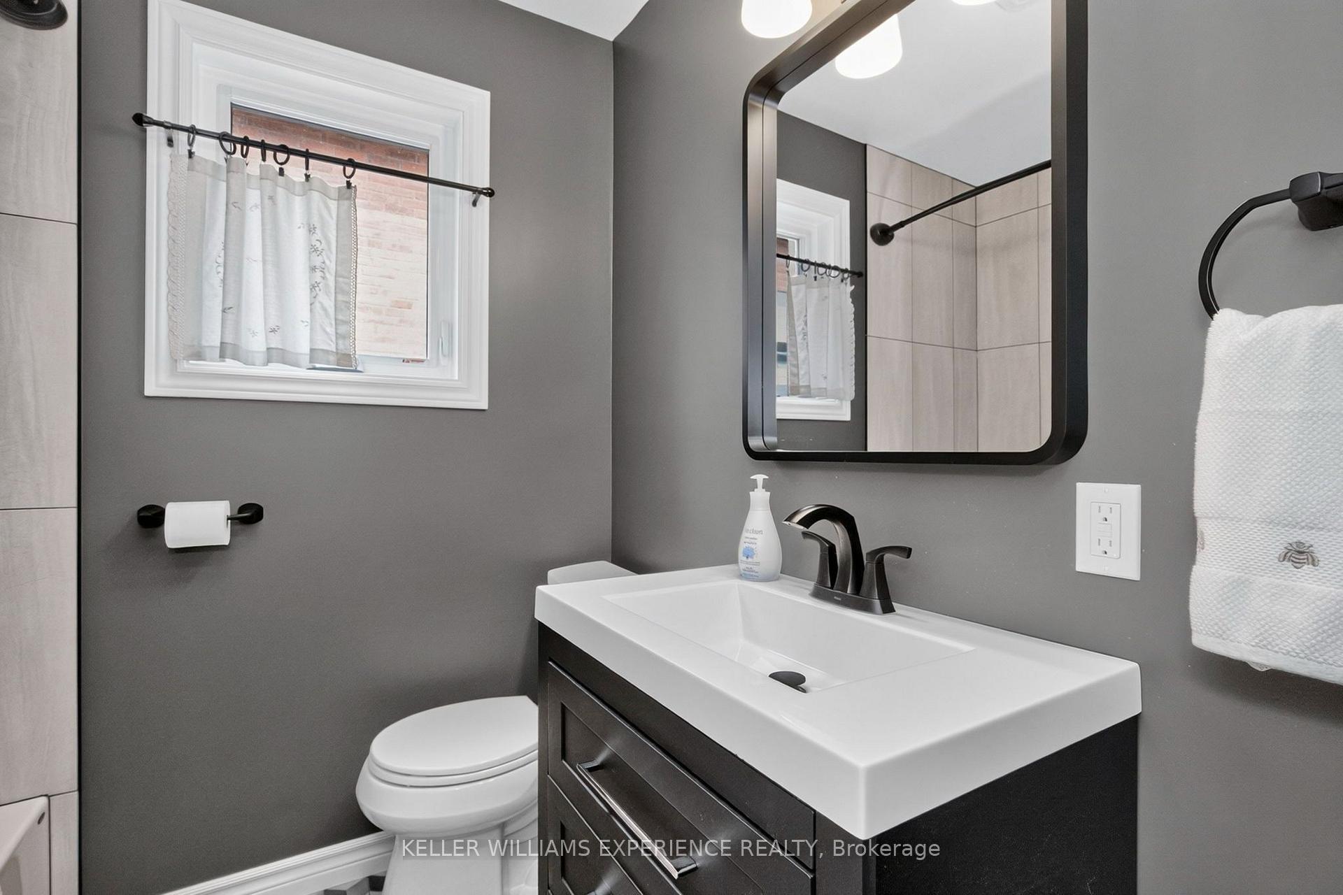Photo 15 of 66 Fifth Street, Midland — HOMEH