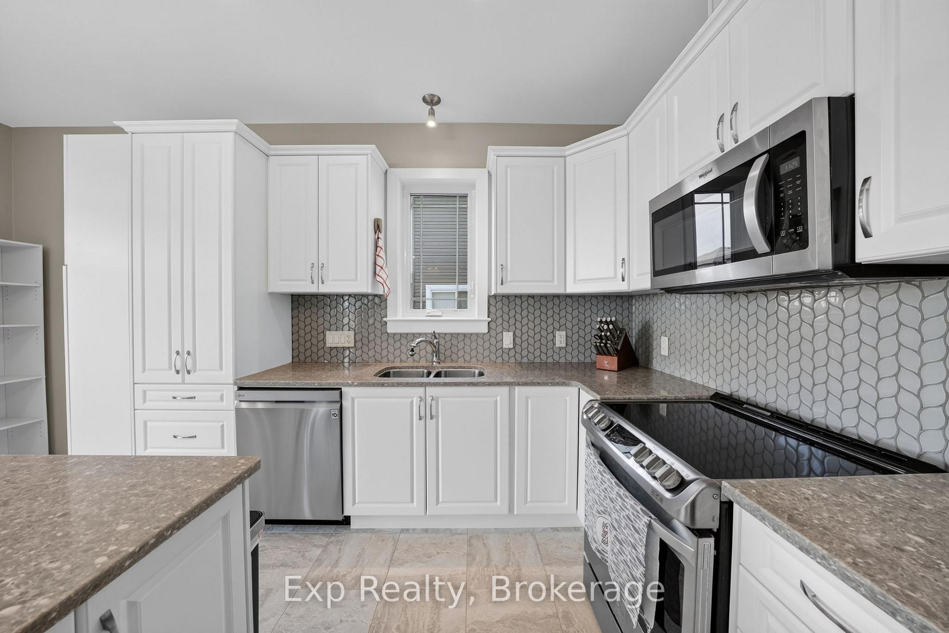 Photo 15 of 129 Brennan Crescent, Loyalist, Odessa — HOMEH