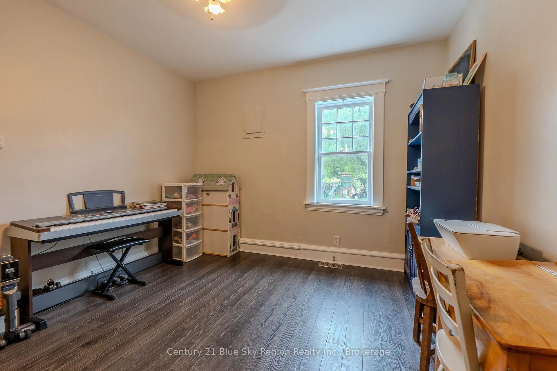Photo 16 of 120 Second Avenue W, North Bay, Central — HOMEH