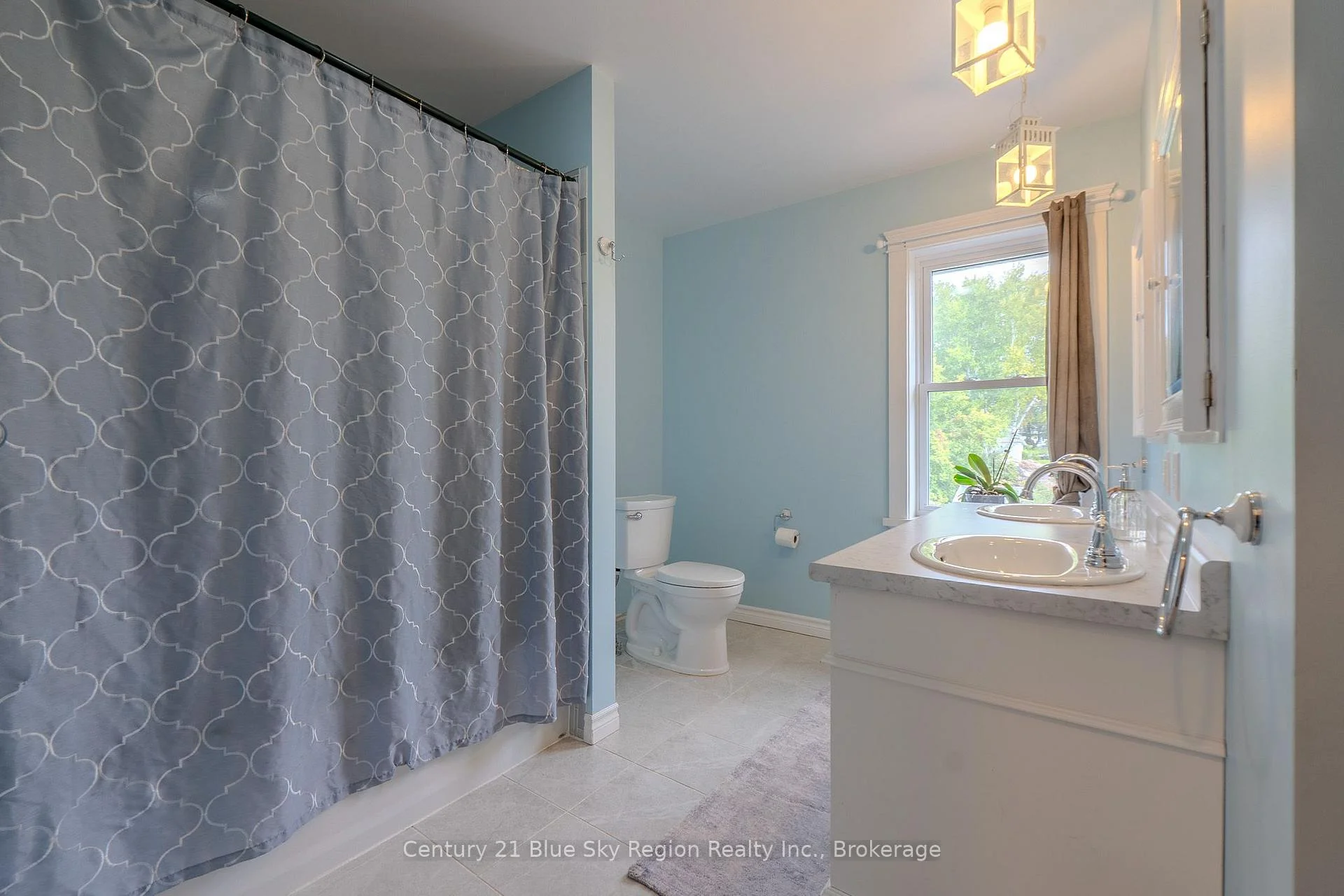 Photo 42 of 120 Second Avenue W, North Bay, Central — HOMEH
