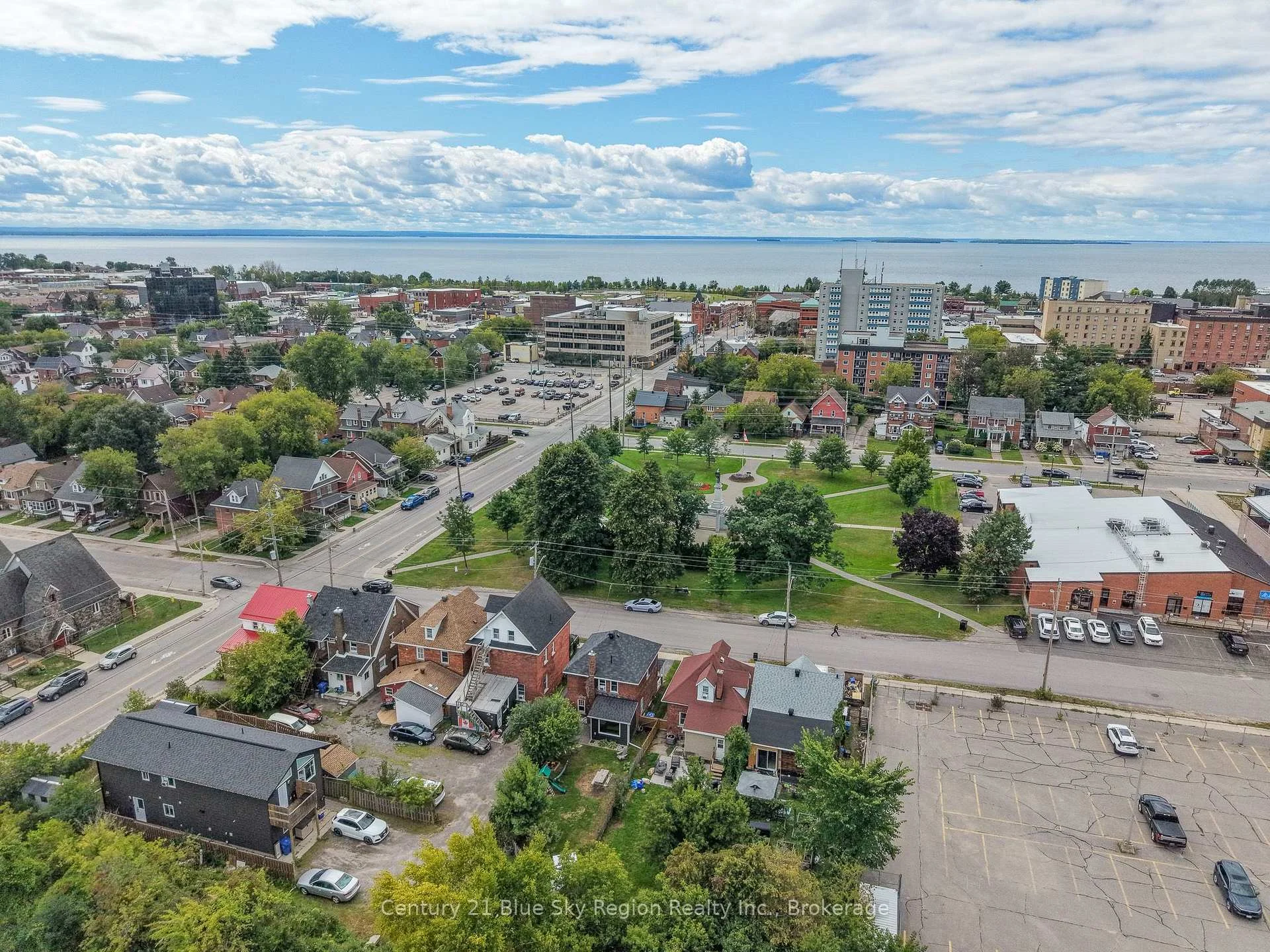 Photo 56 of 120 Second Avenue W, North Bay, Central — HOMEH