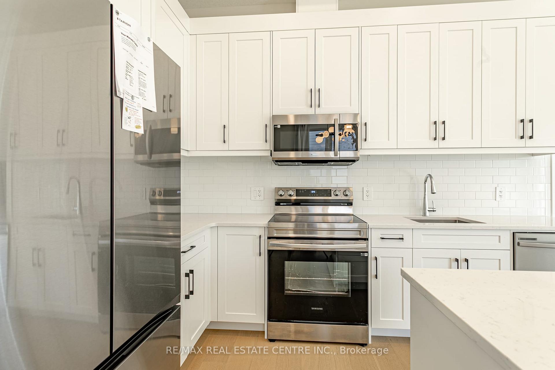 Photo 9 of Unit 18, 7966 Fallon Drive, Lucan Biddulph, Granton — HOMEH