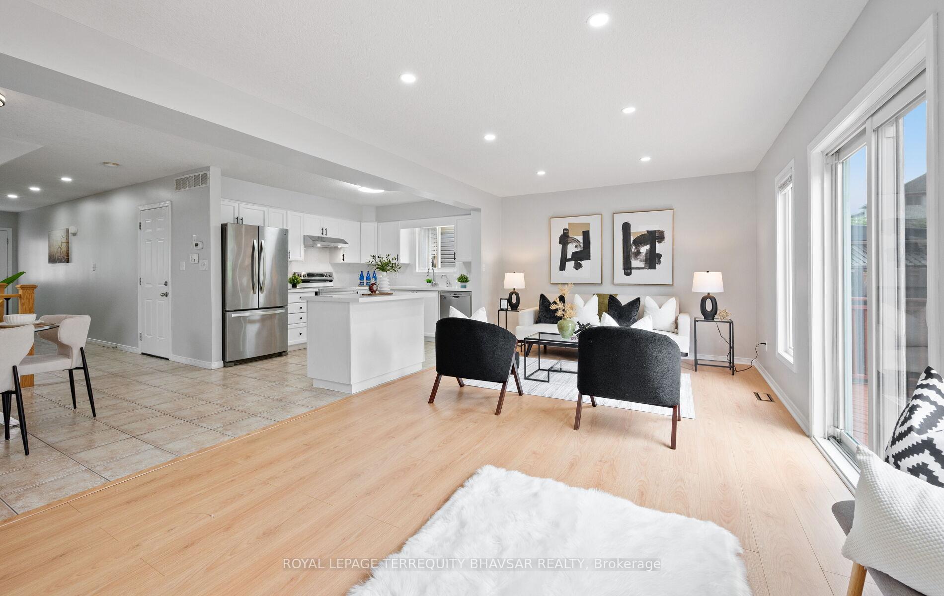 Photo 9 of 111 Parkvale Drive, Kitchener, Huron Park — HOMEH