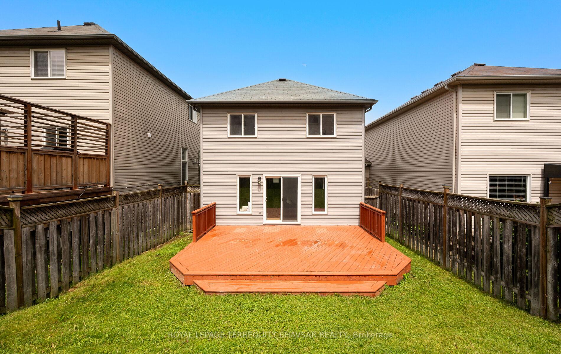 Photo 48 of 111 Parkvale Drive, Kitchener, Huron Park — HOMEH