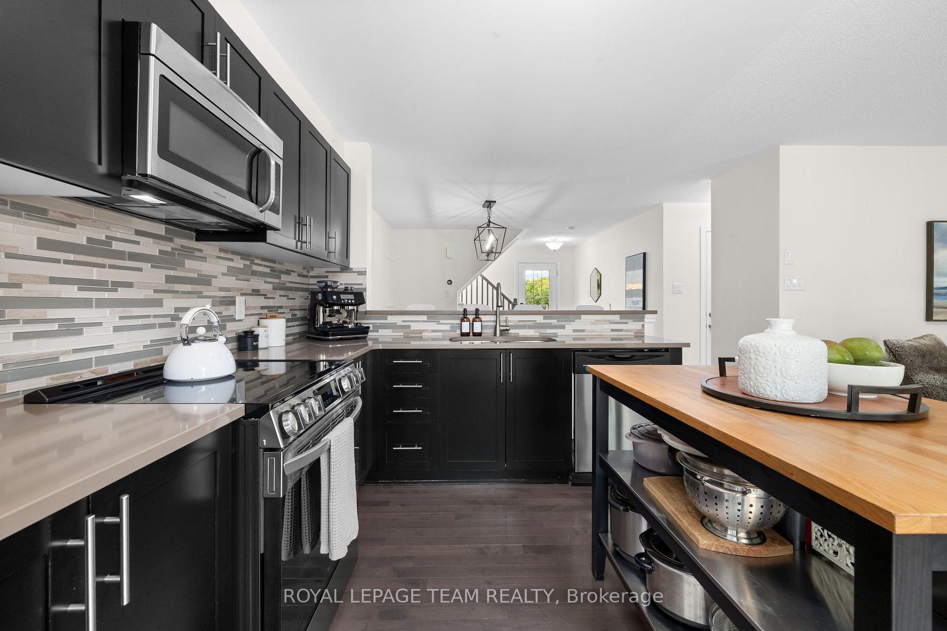 Photo 14 of 777 Maloja Way, Ottawa, Stittsville (North) — HOMEH