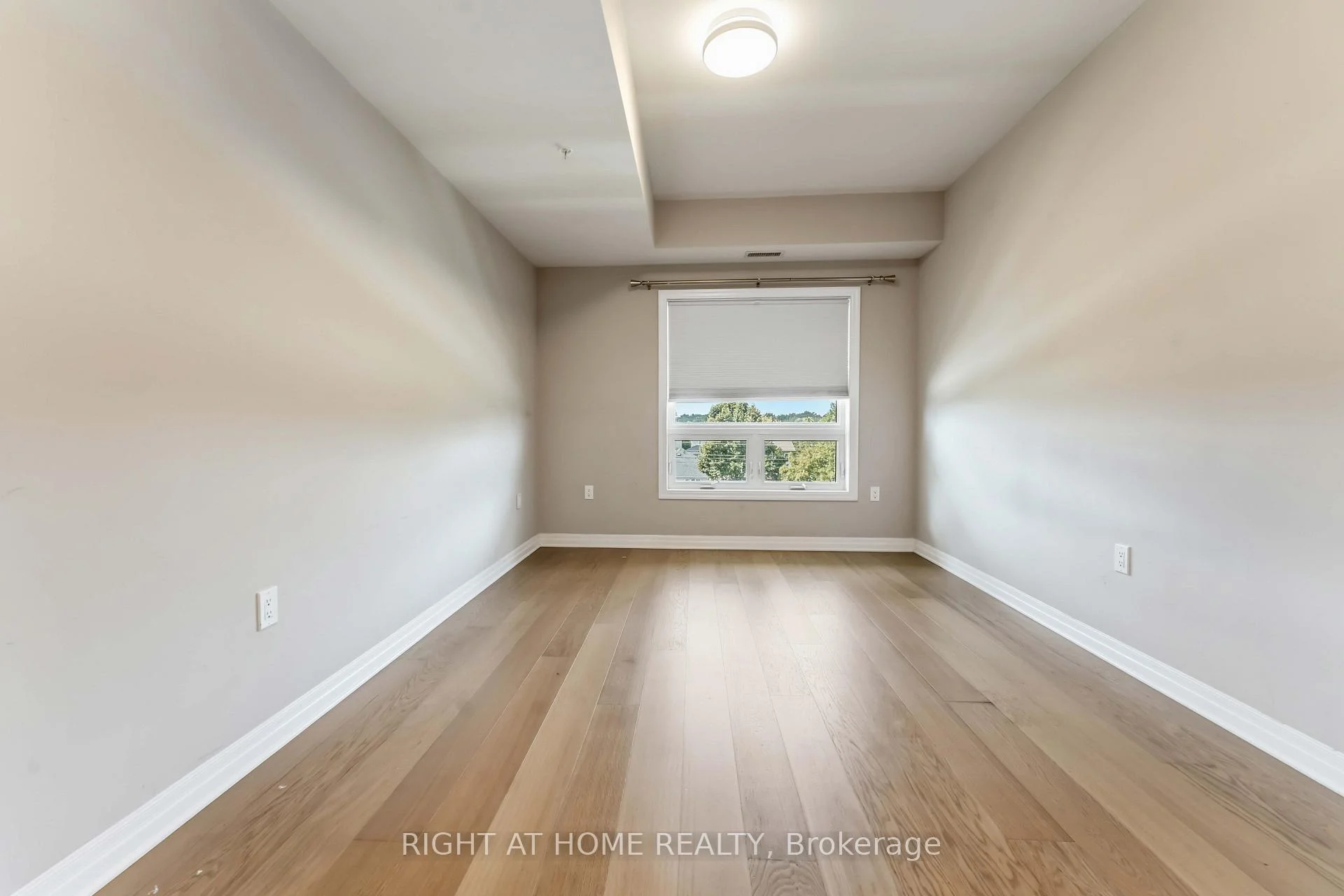 Photo 17 of Unit 405, 200 Winterfell Private, Ottawa, Hunt Club Park — HOMEH
