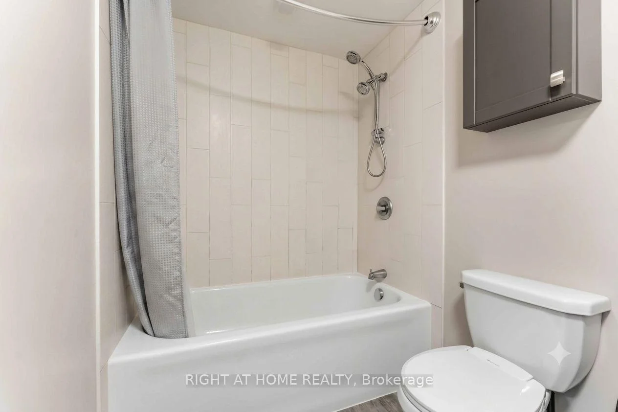 Photo 18 of Unit 405, 200 Winterfell Private, Ottawa, Hunt Club Park — HOMEH