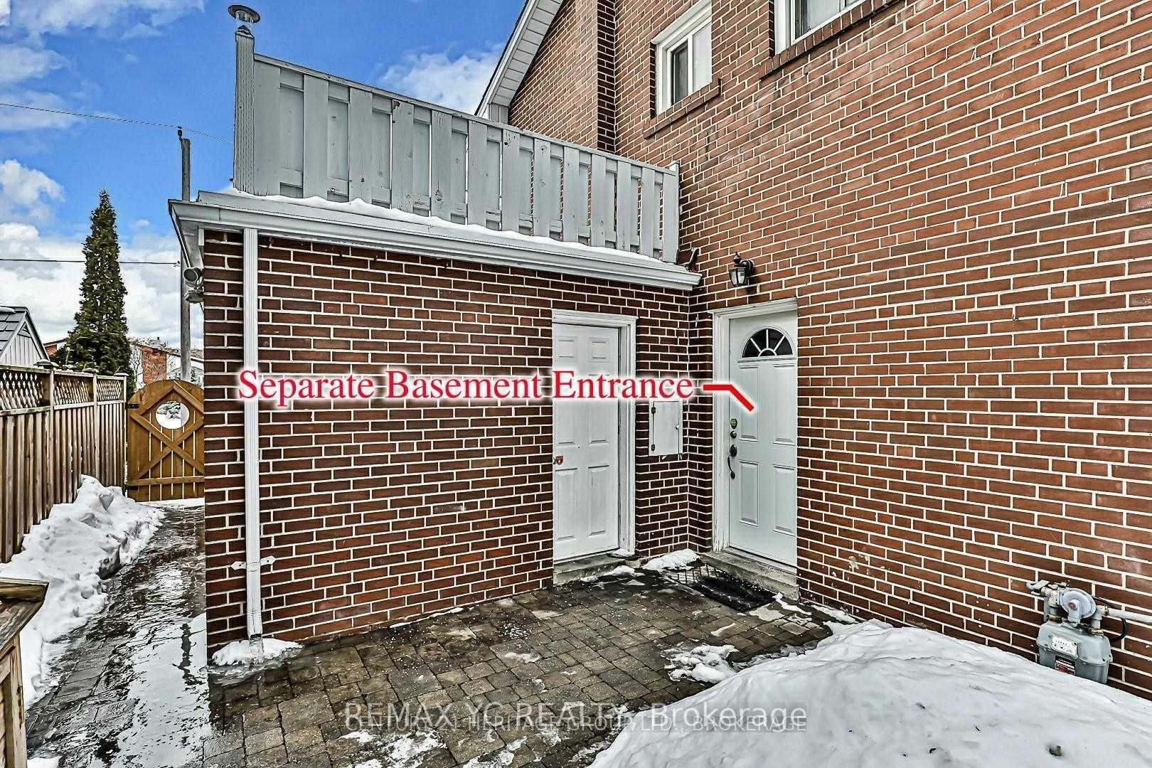 Photo 9 of Unit Bsmt, 12 Monarchwood Crescent, North York, Parkwoods-Donalda — HOMEH