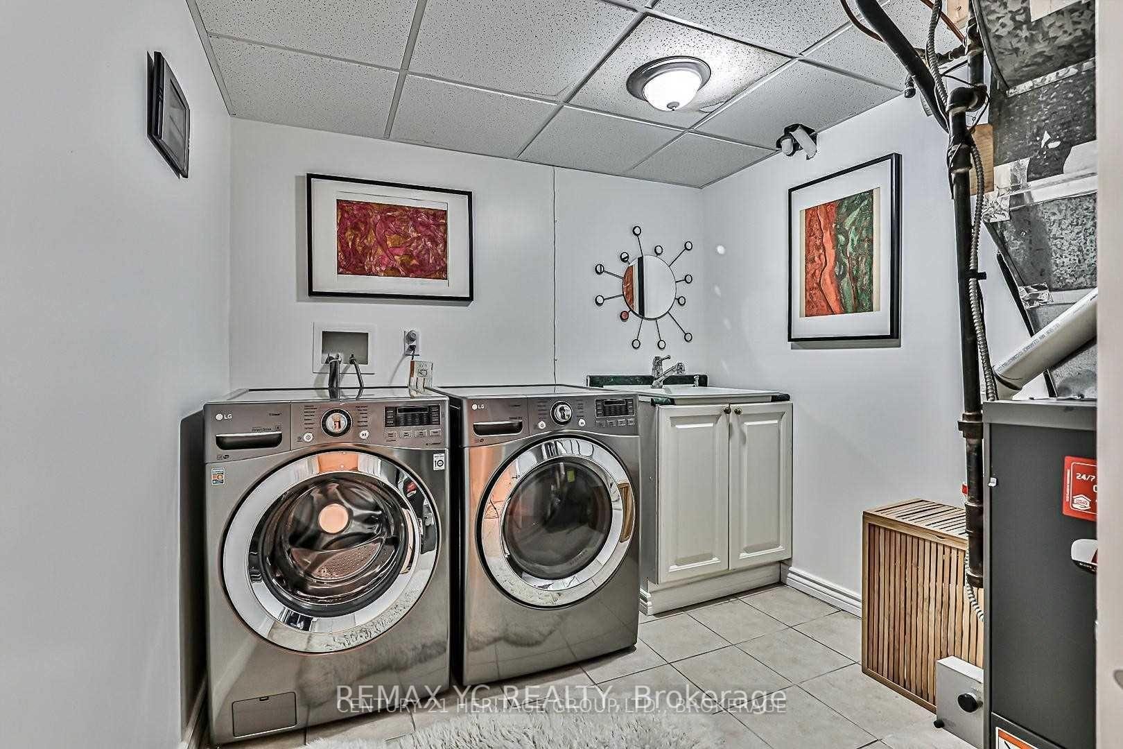 Photo 15 of Unit Bsmt, 12 Monarchwood Crescent, North York, Parkwoods-Donalda — HOMEH