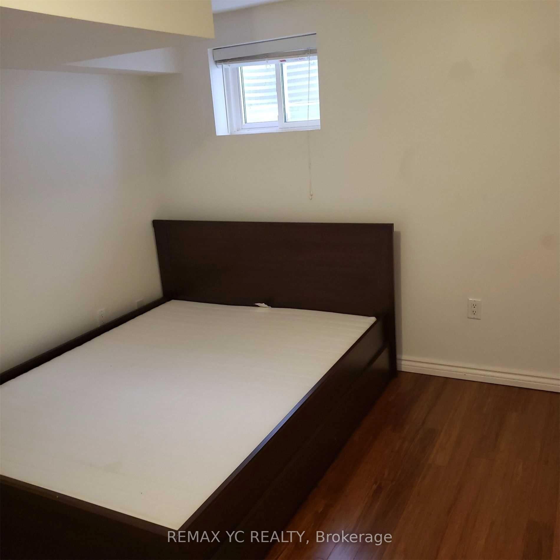 Photo 10 of Unit Bsmt, 12 Monarchwood Crescent, North York, Parkwoods-Donalda — HOMEH