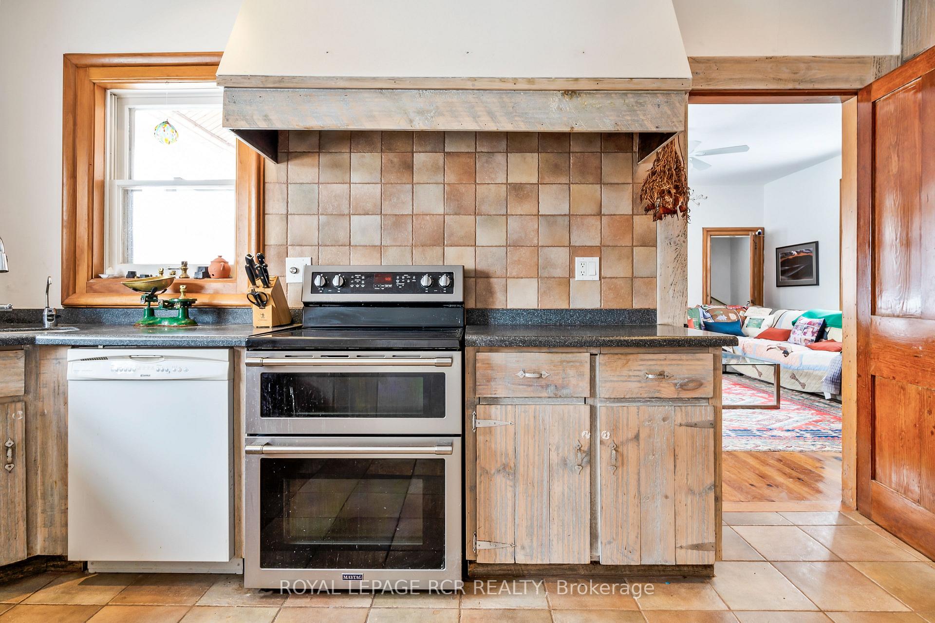 Photo 20 of 5600 Fourth Line, Guelph/Eramosa, Rural Guelph/Eramosa East — HOMEH