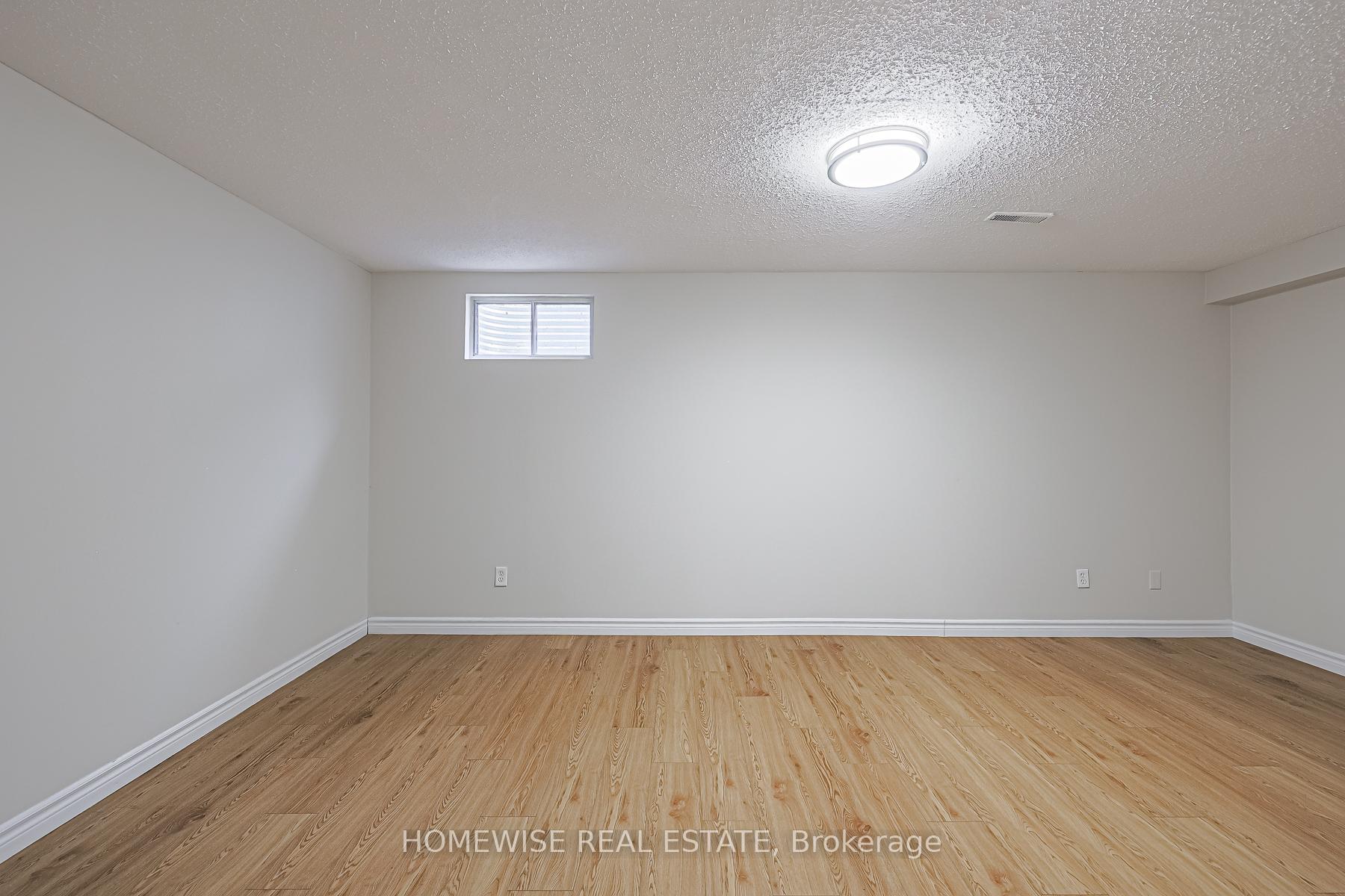 Photo 14 of Unit 25, 560 Waverly Street N, Oshawa, McLaughlin — HOMEH