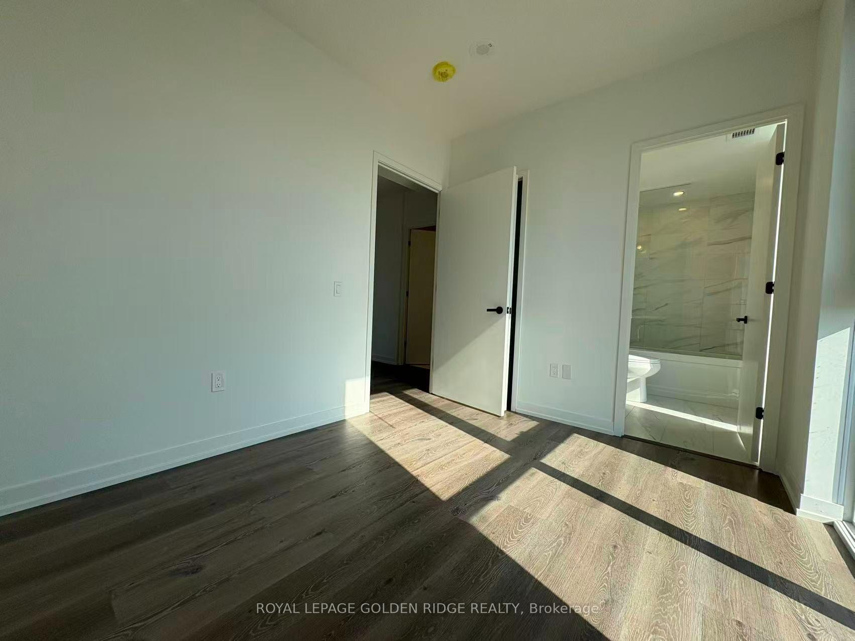 Photo 10 of Unit 2510, 28 Interchange Way, Vaughan, Vaughan Corporate Centre — HOMEH