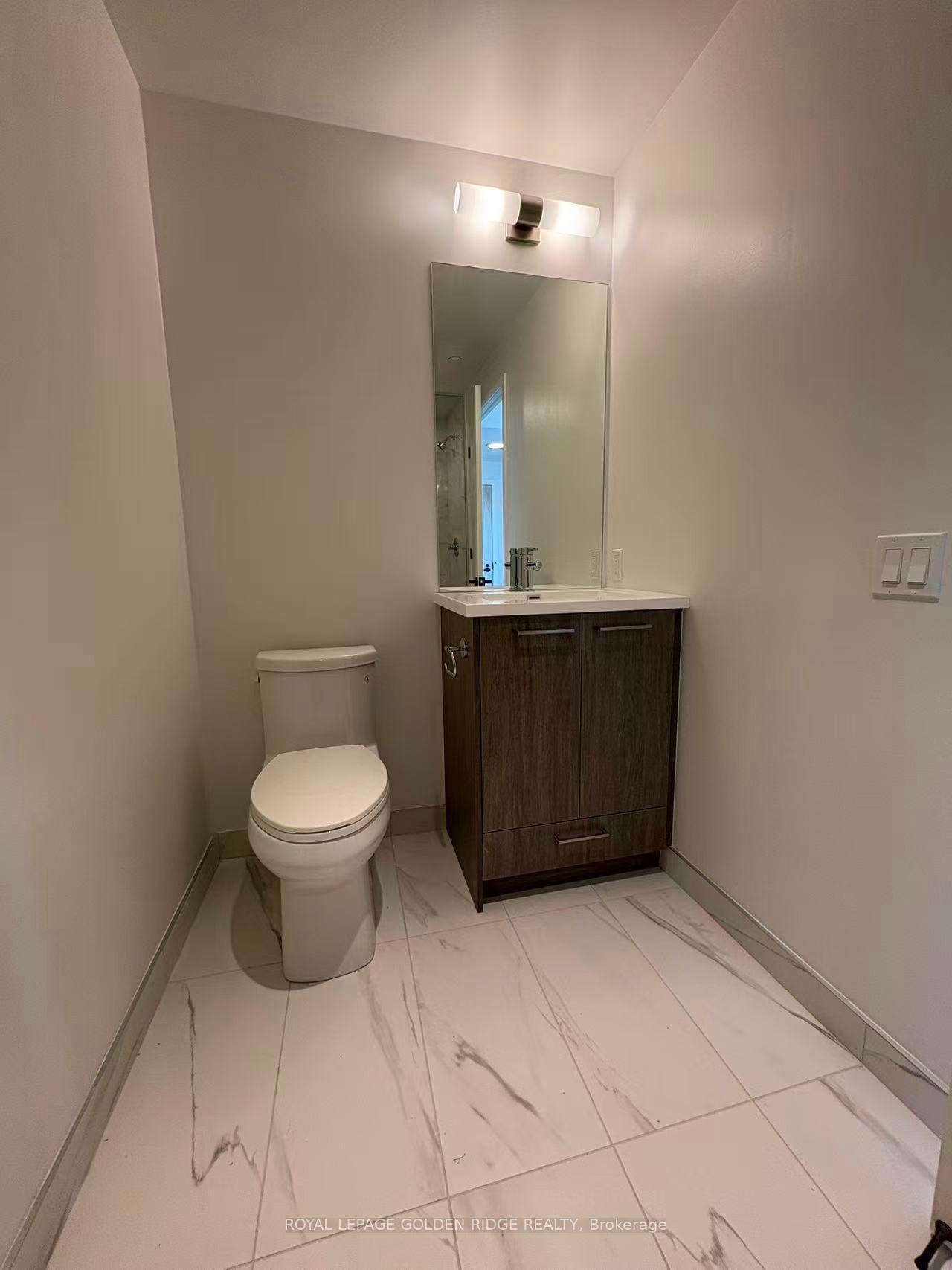 Photo 11 of Unit 2510, 28 Interchange Way, Vaughan, Vaughan Corporate Centre — HOMEH