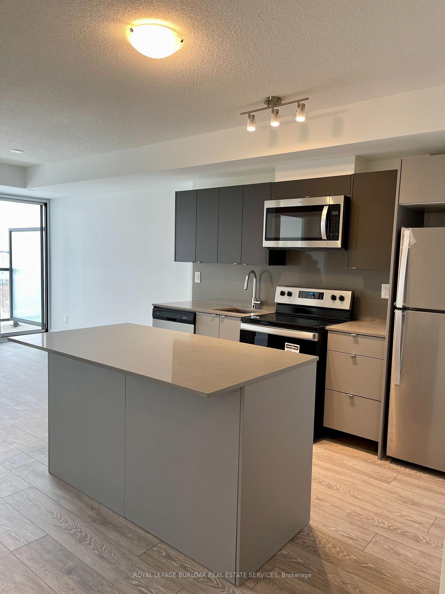 Photo 9 of Unit A403, 3210 Dakota Common, Burlington, Alton — HOMEH