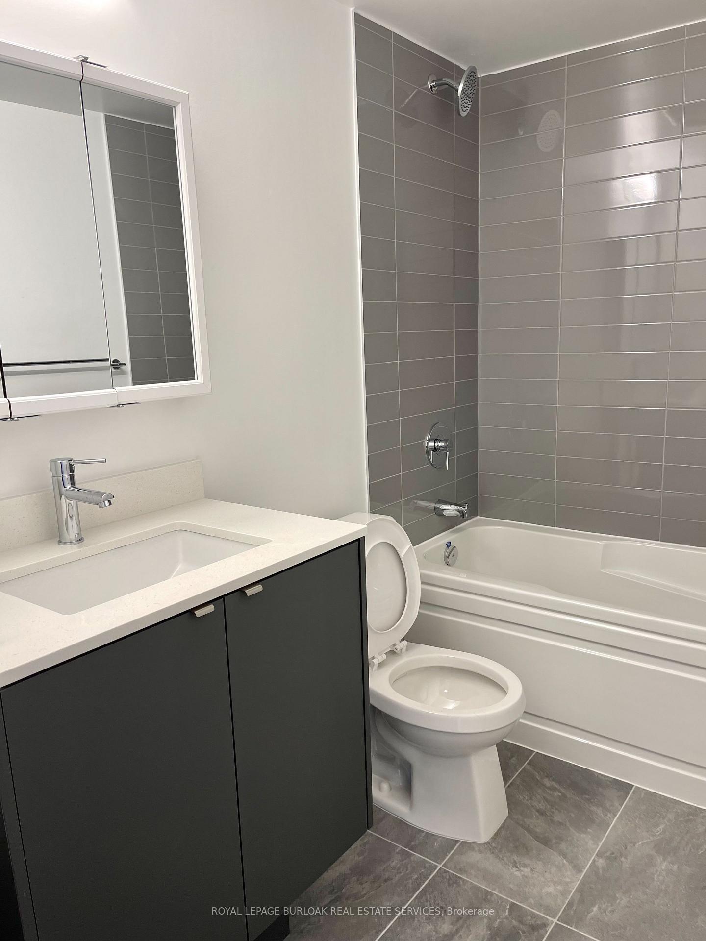 Photo 16 of Unit A403, 3210 Dakota Common, Burlington, Alton — HOMEH