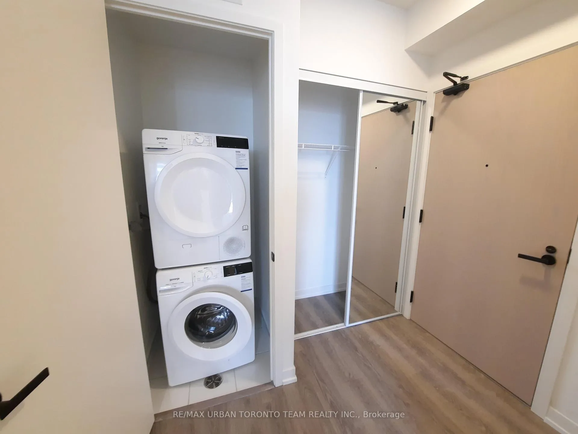 Photo 17 of Unit 1815, 8 Interchange Way, Vaughan, Vaughan Corporate Centre — HOMEH