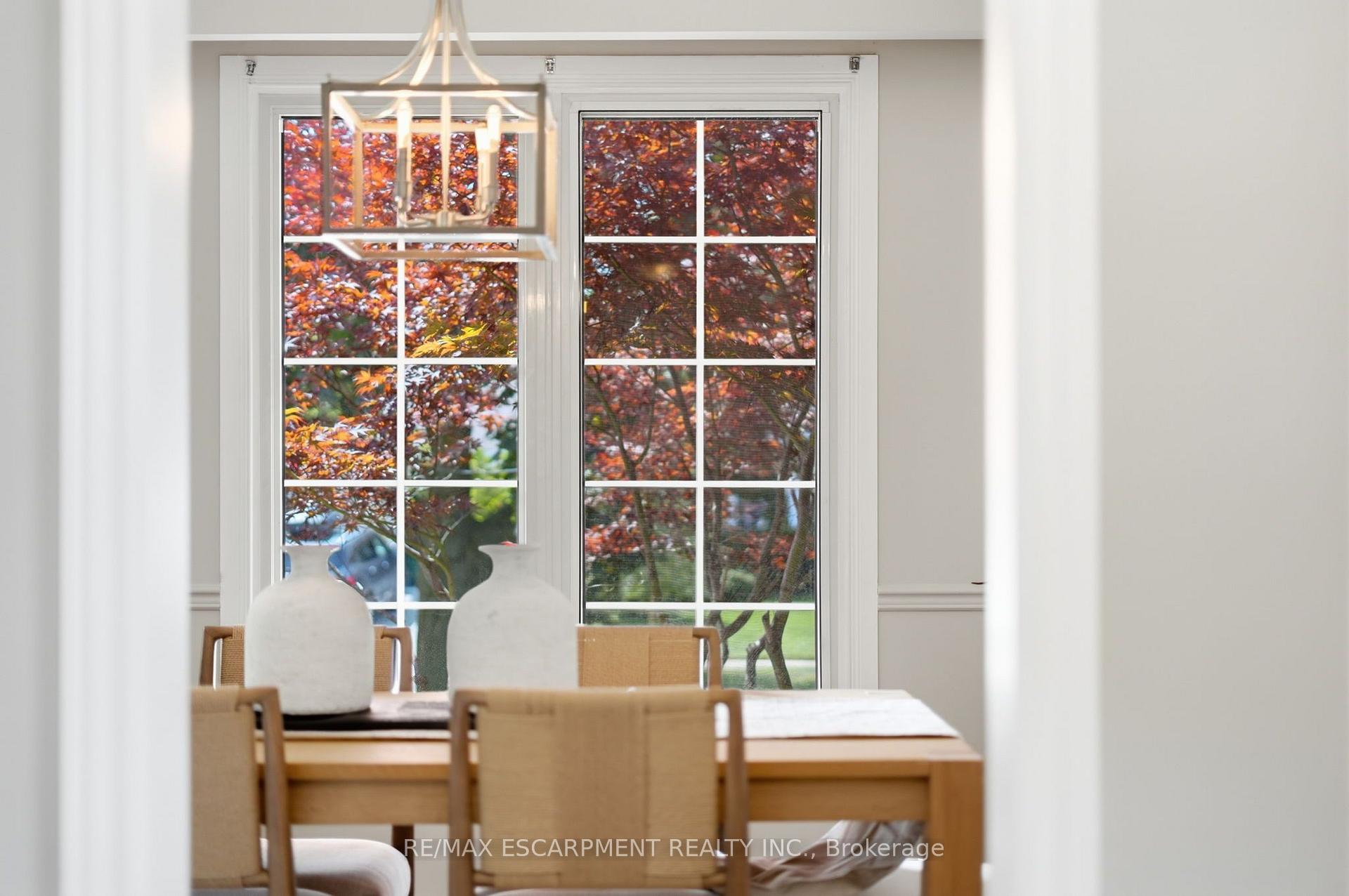 Photo 10 of 635 Ramsgate Road, Burlington, Roseland — HOMEH