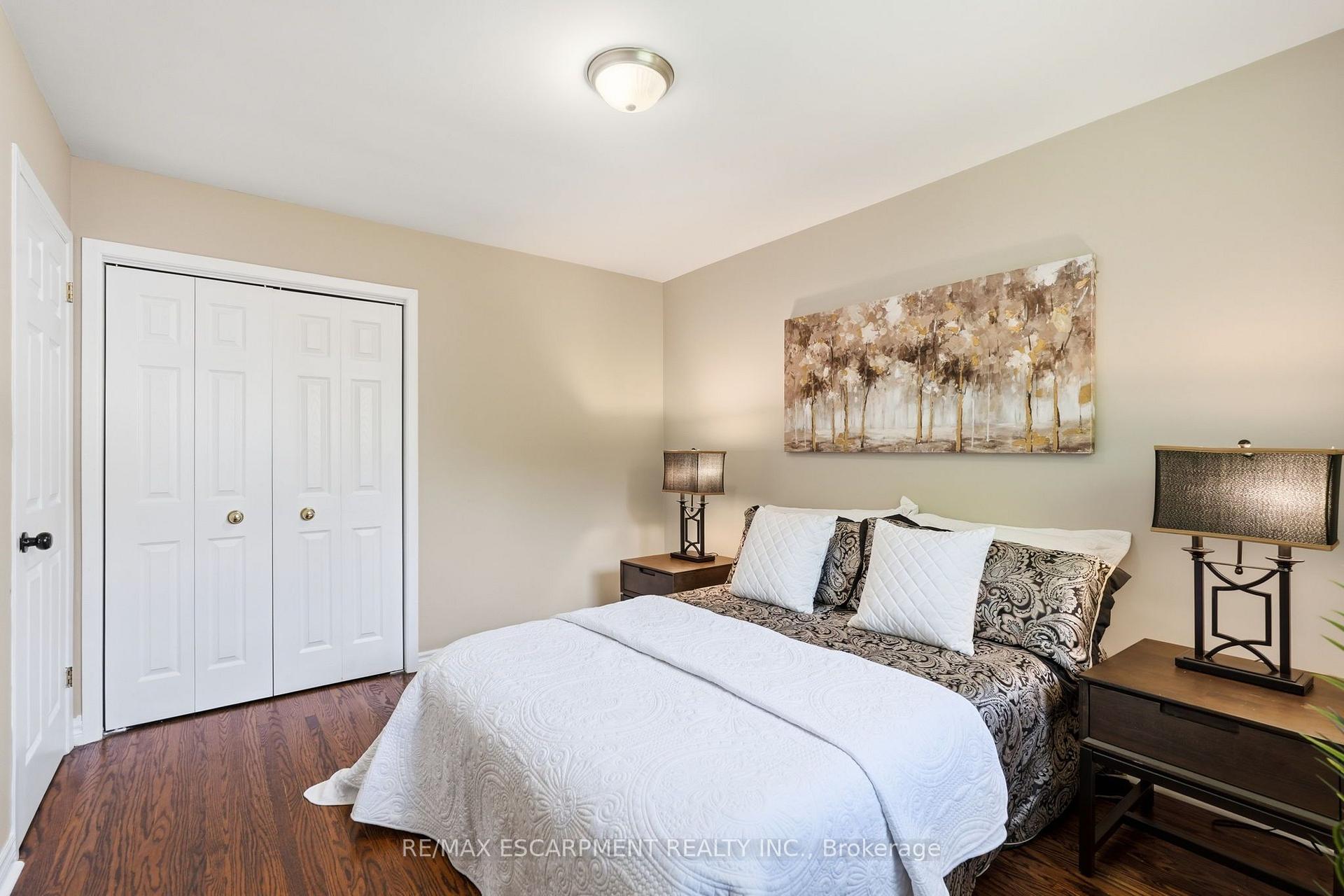 Photo 24 of 635 Ramsgate Road, Burlington, Roseland — HOMEH