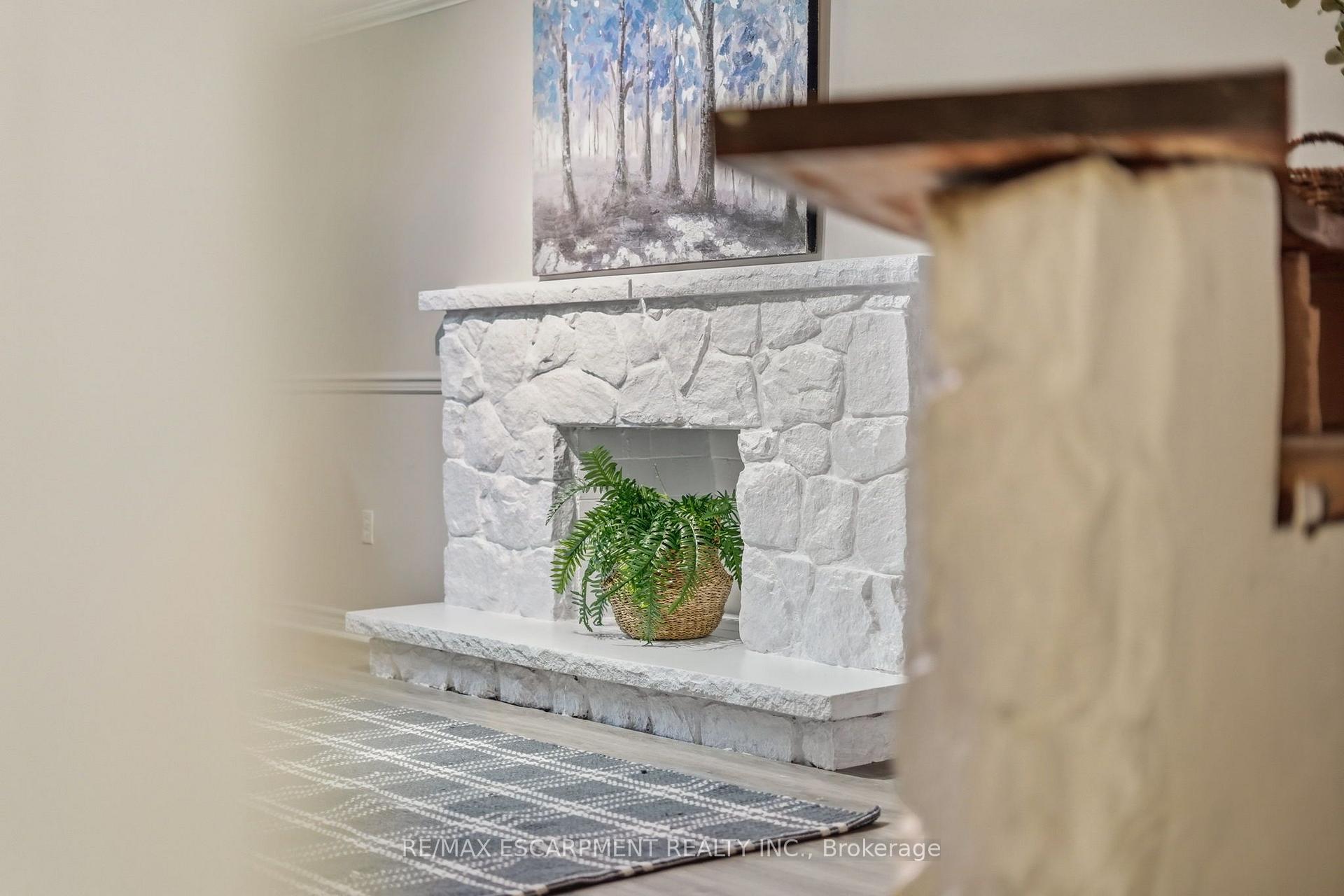 Photo 30 of 635 Ramsgate Road, Burlington, Roseland — HOMEH