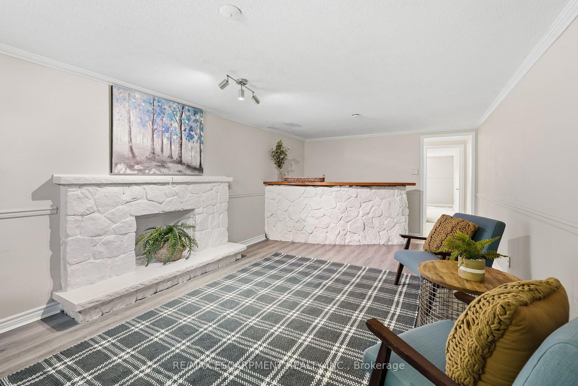 Photo 32 of 635 Ramsgate Road, Burlington, Roseland — HOMEH