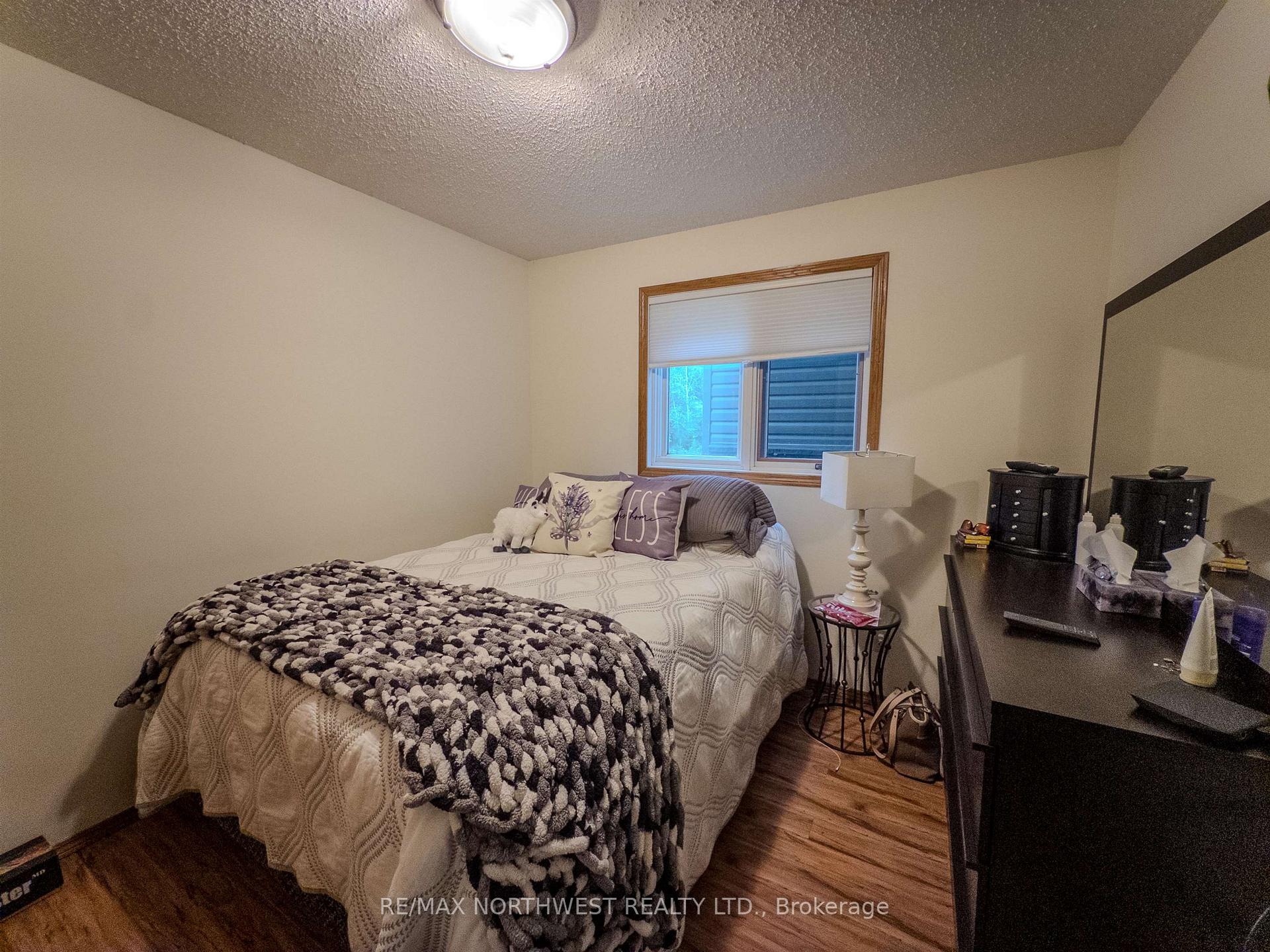 Photo 10 of 1829 Highway 17 West, Kenora, Keewatin — HOMEH