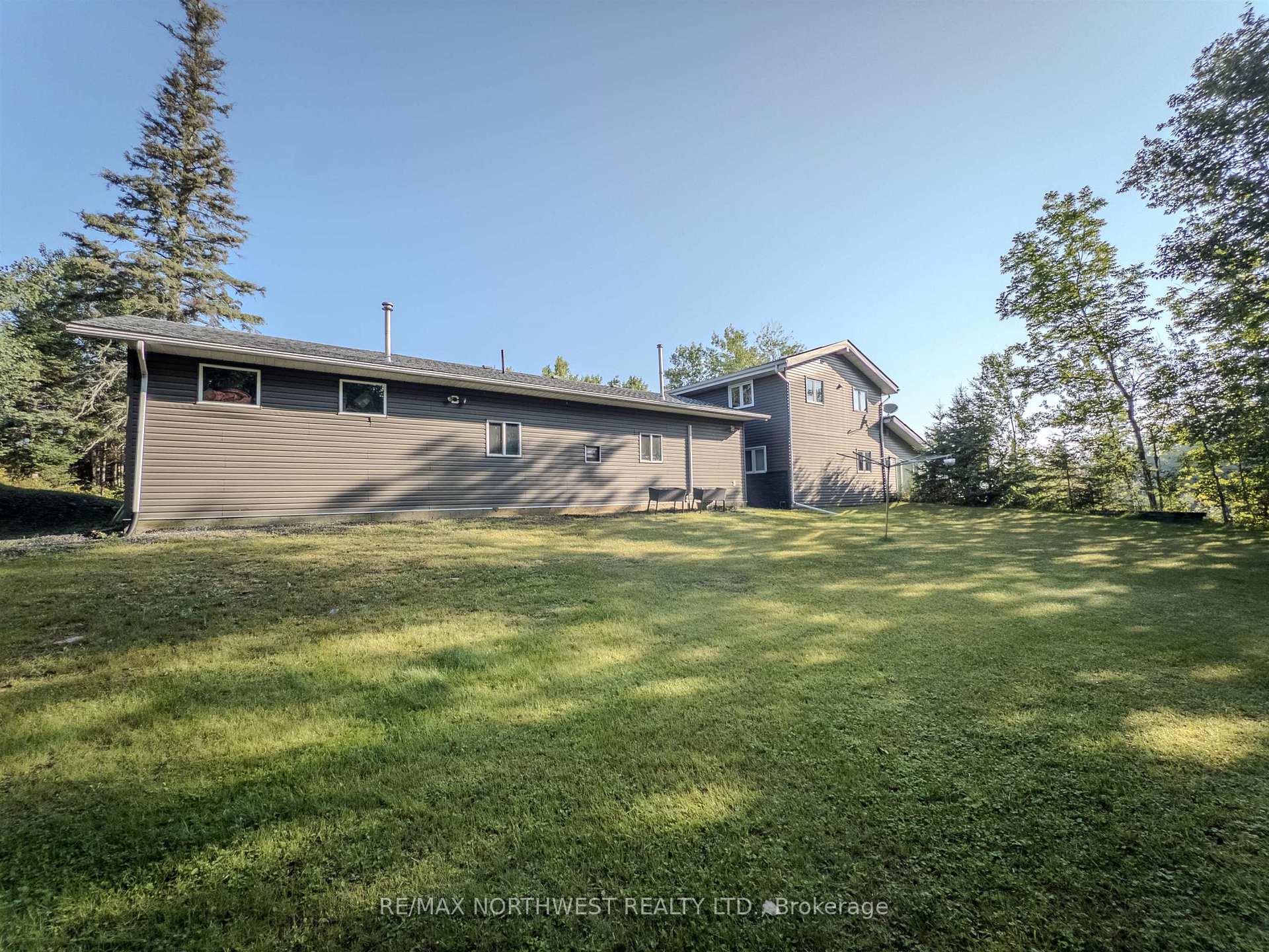 Photo 40 of 1829 Highway 17 West, Kenora, Keewatin — HOMEH