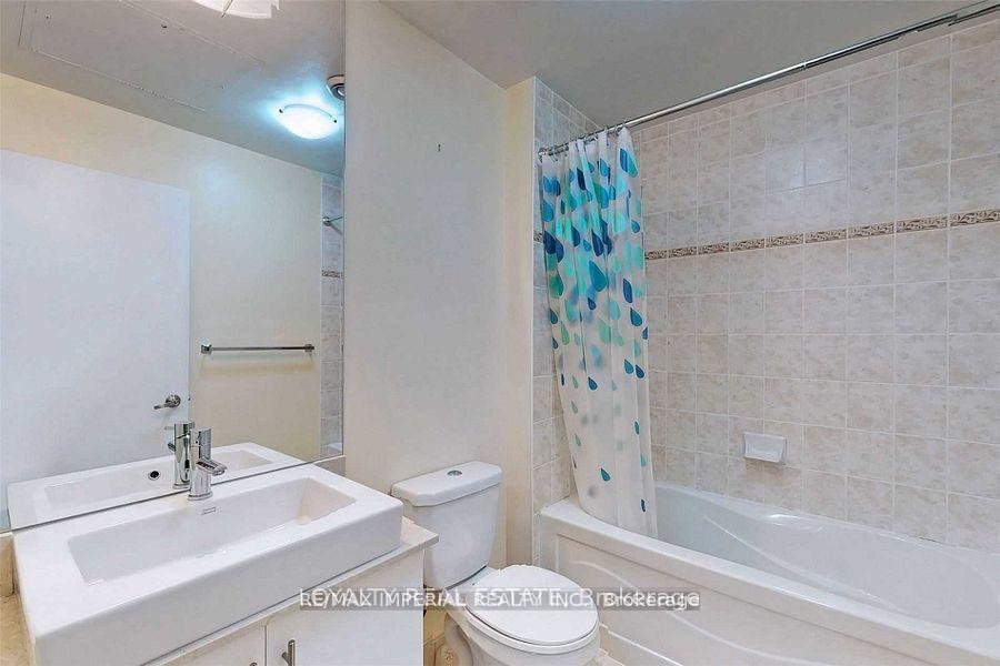 Photo 12 of Unit 4907, 65 Bremner Boulevard, Toronto, Waterfront Communities — HOMEH