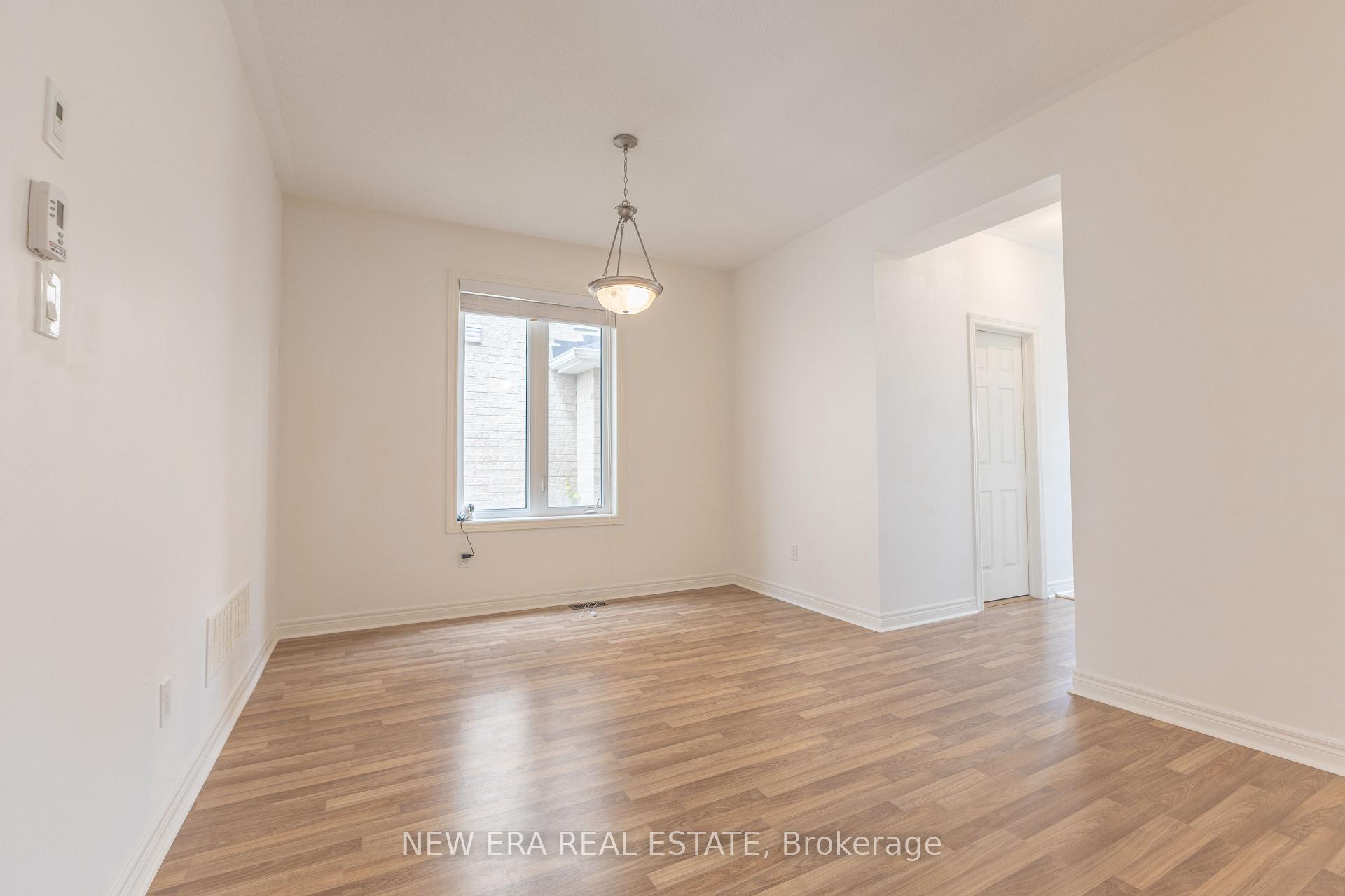 Photo 7 of 77 Barlow Place, Brant, Paris — HOMEH