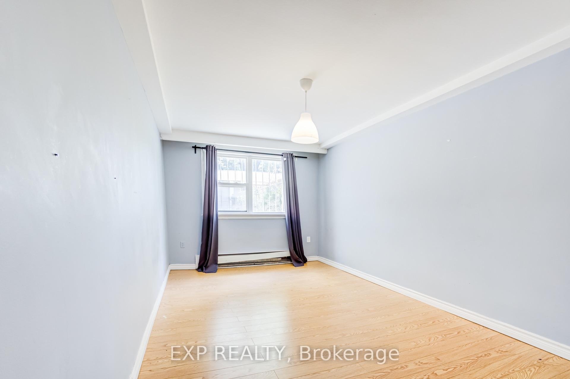 Photo 6 of Unit Lower, 767 Marlee Avenue, North York, Yorkdale-Glen Park — HOMEH