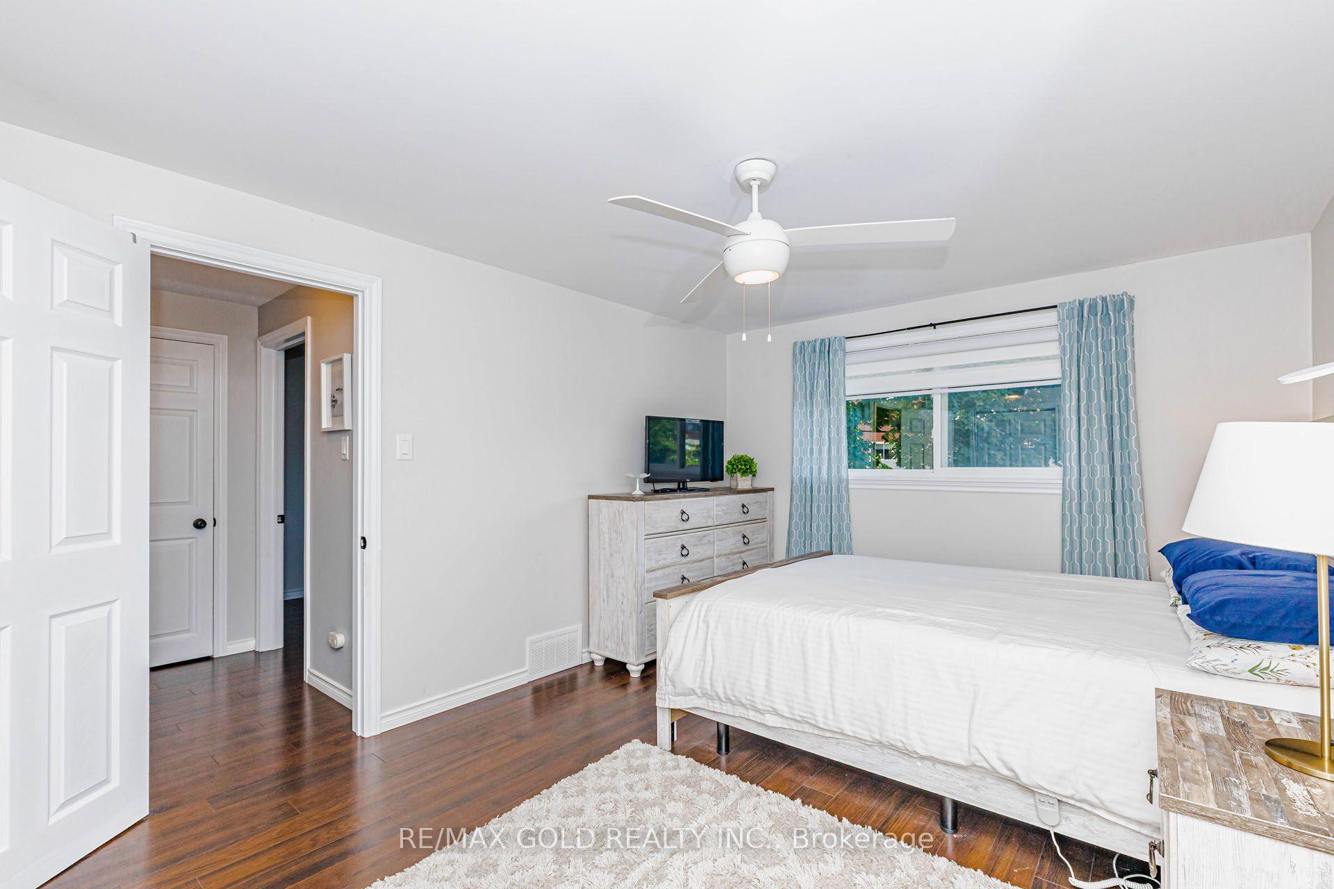 Photo 22 of 45 Grange Drive, Brampton, Northwood Park — HOMEH