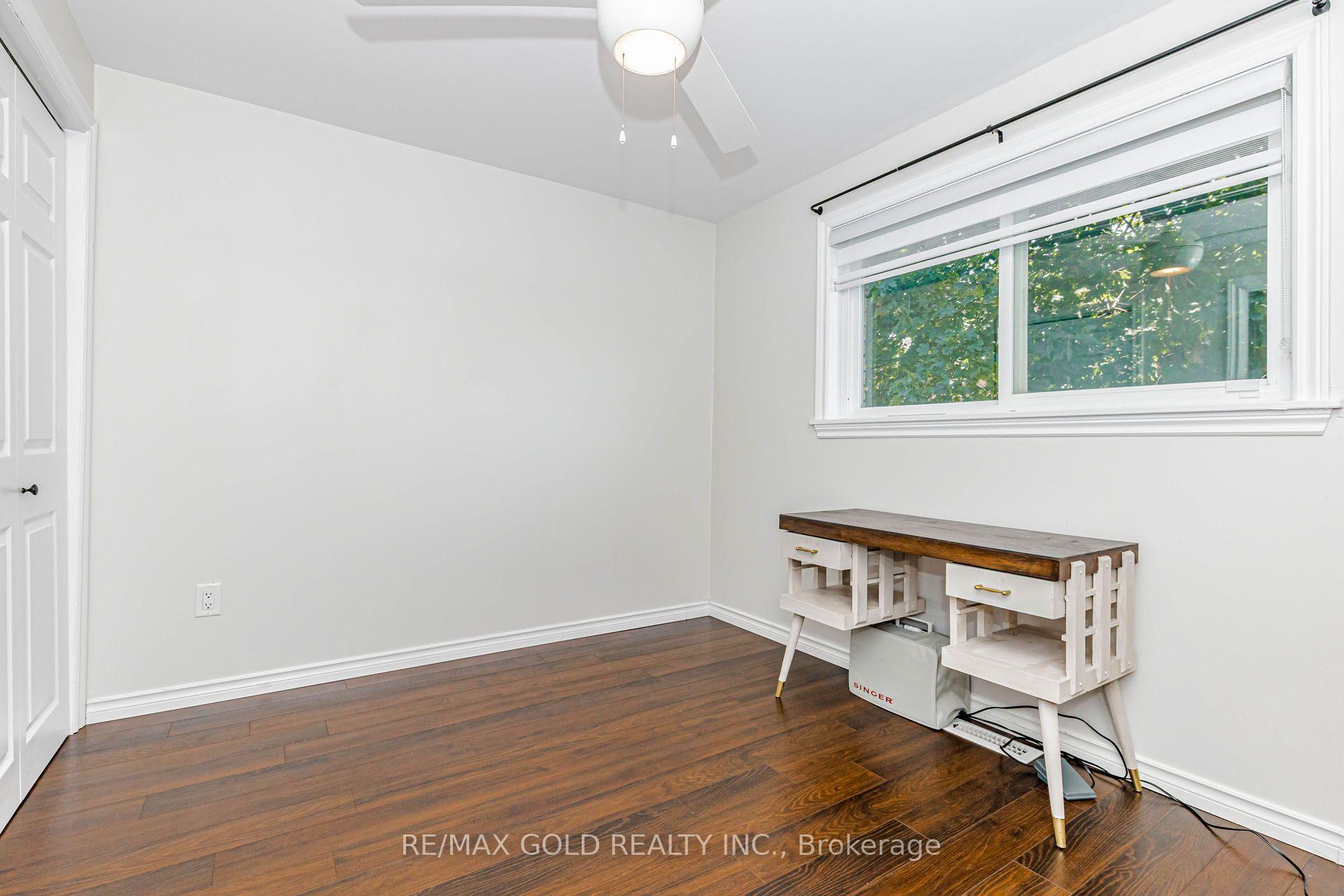 Photo 26 of 45 Grange Drive, Brampton, Northwood Park — HOMEH